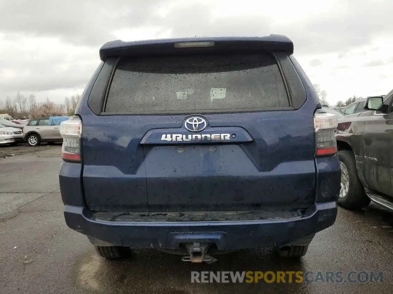 6 Photograph of a damaged car JTEMU5JR8M5870079 TOYOTA 4RUNNER 2021