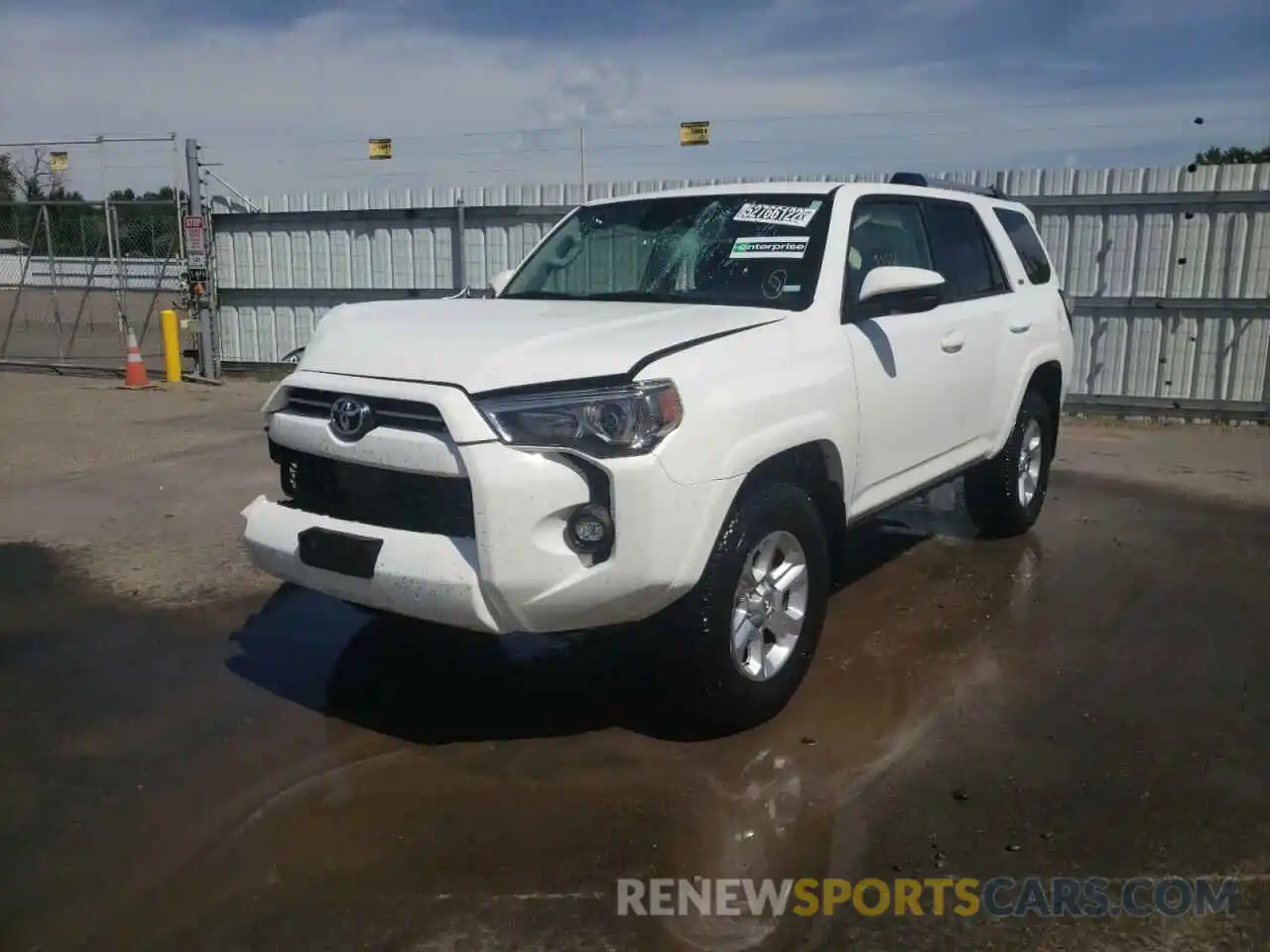 2 Photograph of a damaged car JTEMU5JR8M5883494 TOYOTA 4RUNNER 2021