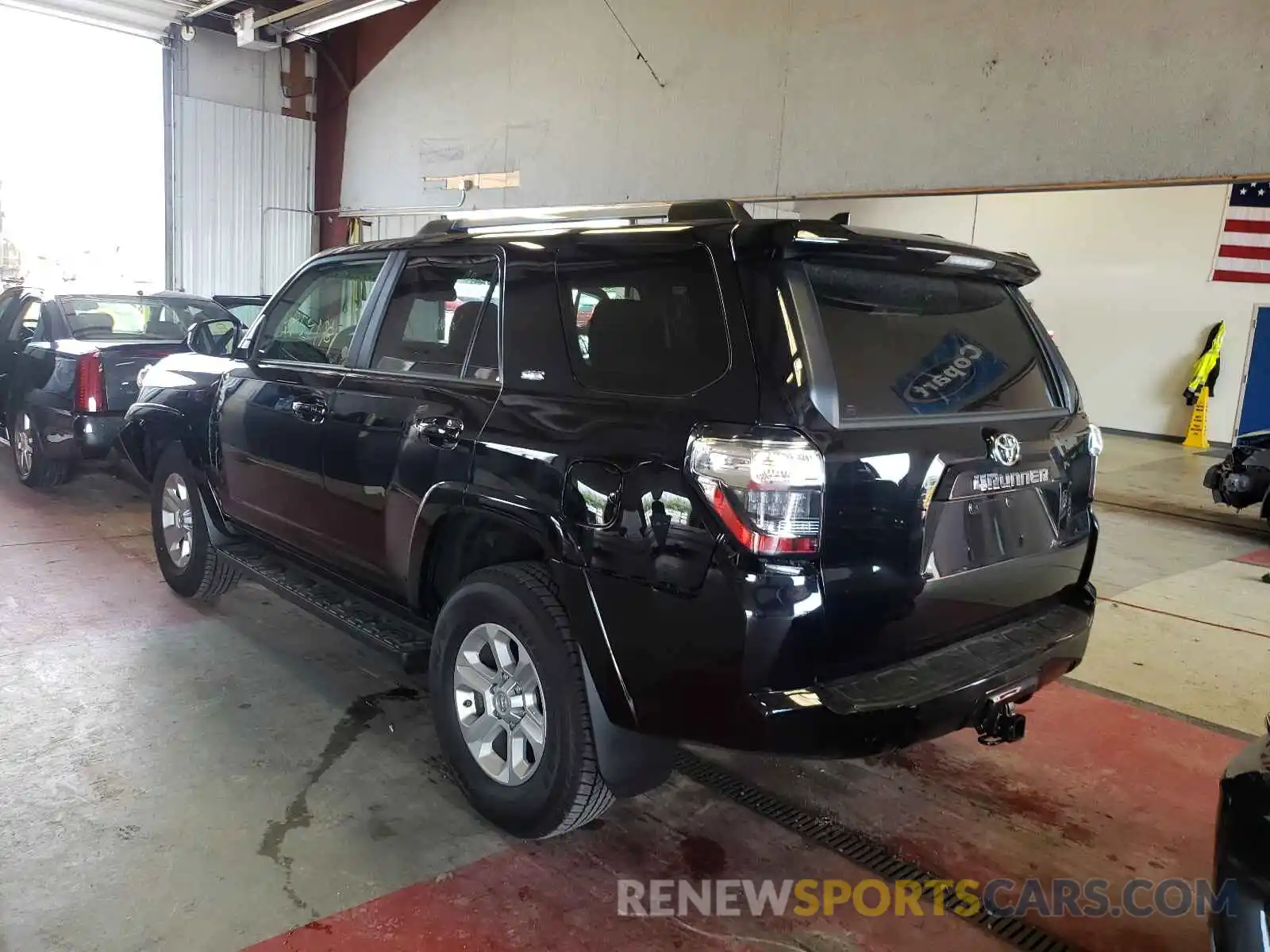 3 Photograph of a damaged car JTEMU5JR8M5922147 TOYOTA 4RUNNER 2021