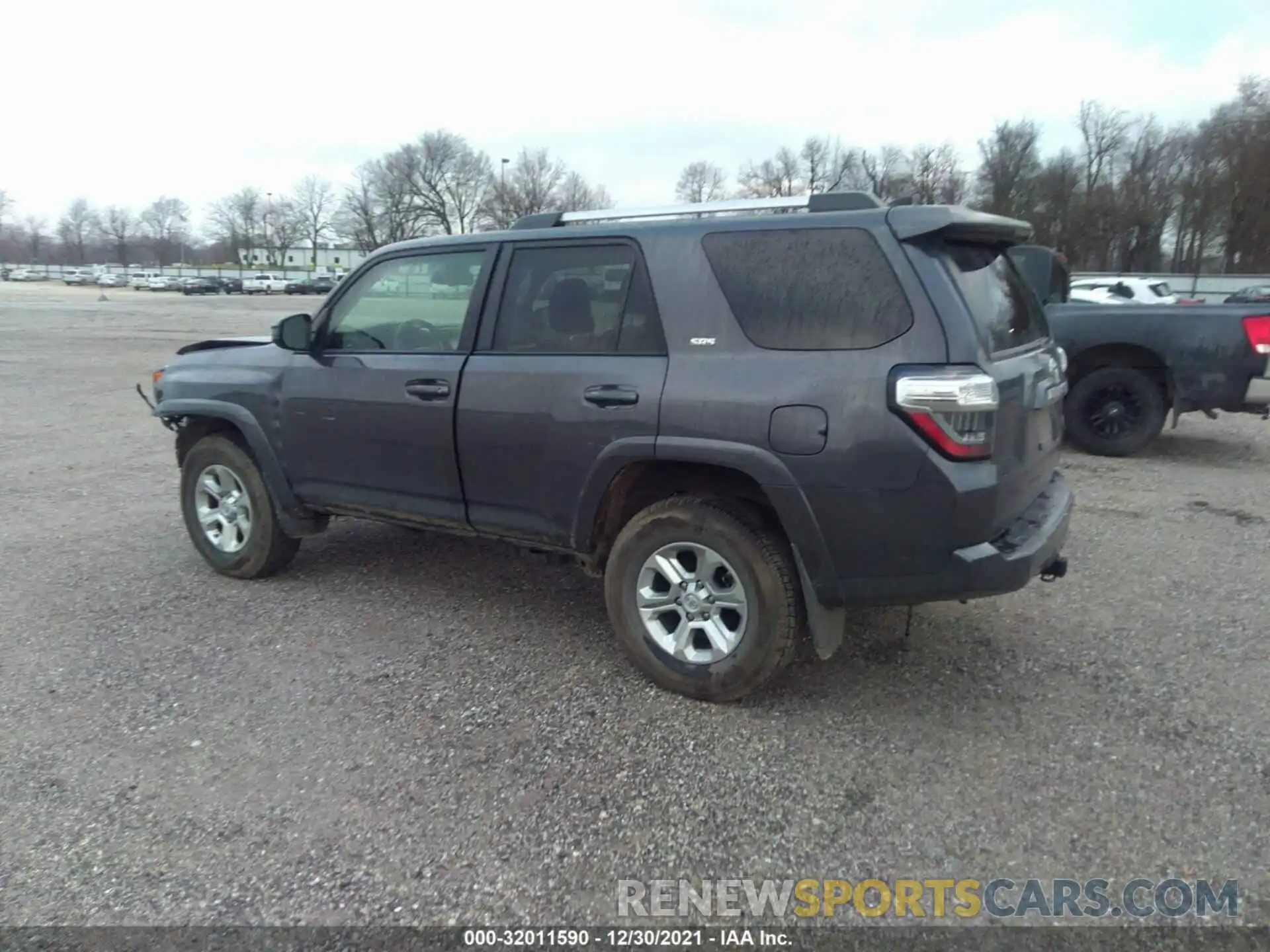 3 Фотография поврежденного автомобиля JTEMU5JR8M5928661 TOYOTA 4RUNNER 2021