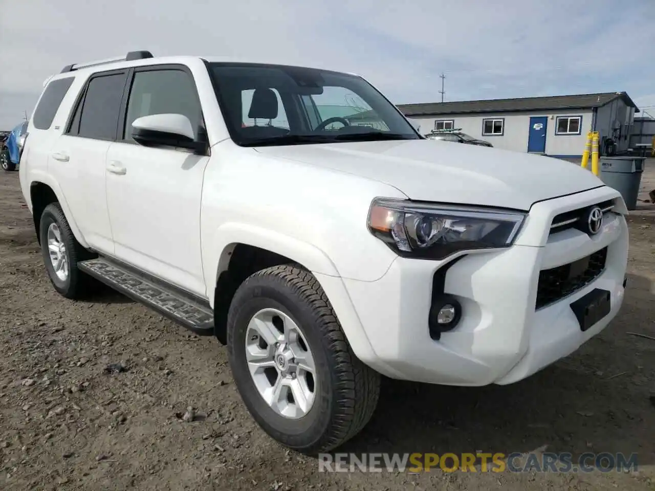 1 Photograph of a damaged car JTEMU5JR8M5932368 TOYOTA 4RUNNER 2021