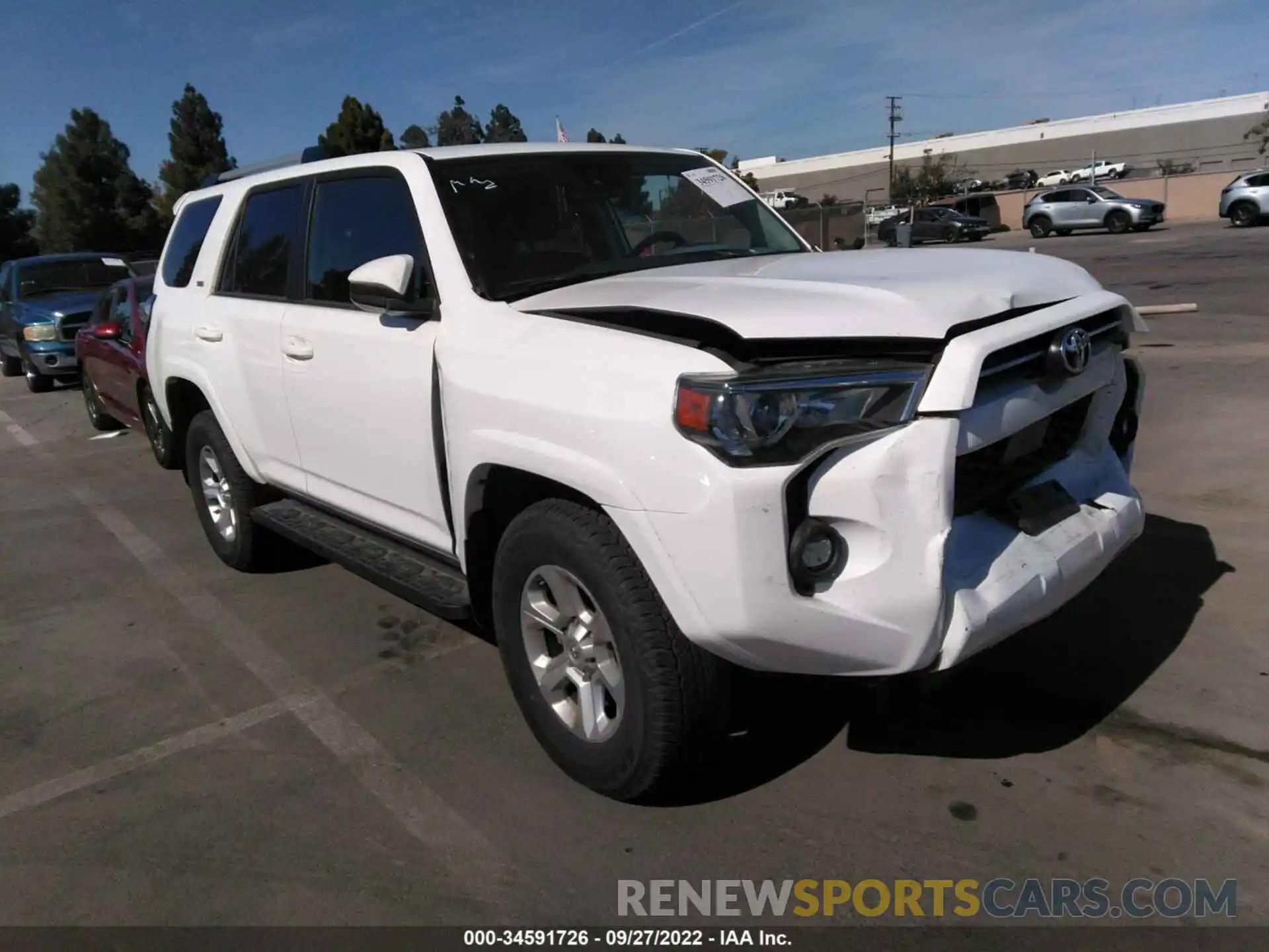 1 Фотография поврежденного автомобиля JTEMU5JR8M5942107 TOYOTA 4RUNNER 2021