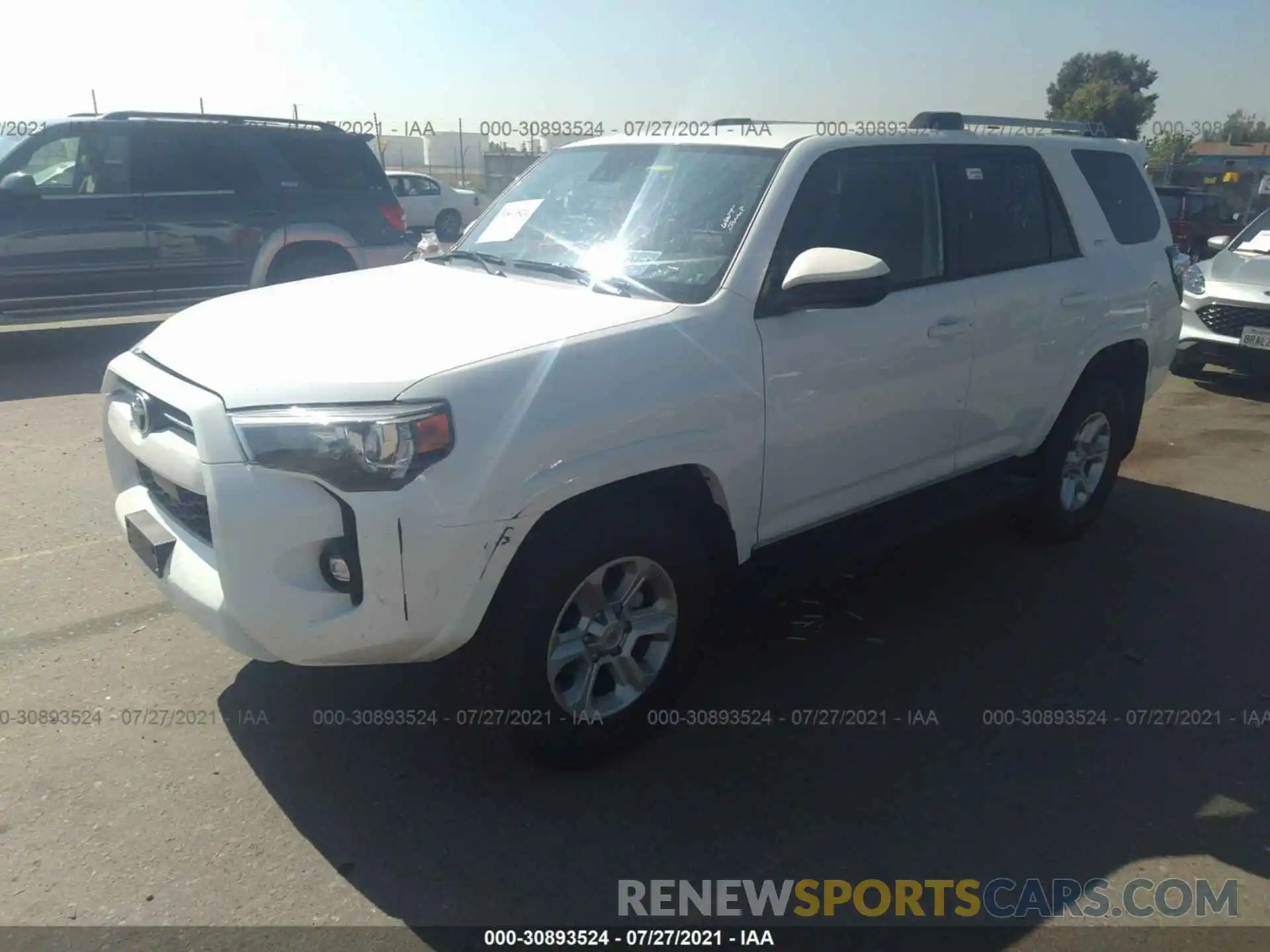 2 Photograph of a damaged car JTEMU5JR8M5942351 TOYOTA 4RUNNER 2021