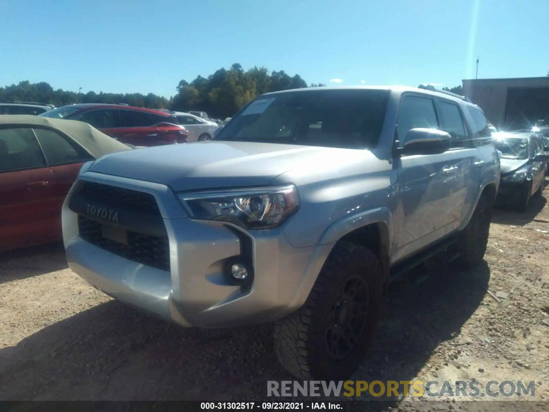 2 Photograph of a damaged car JTEMU5JR9M5898649 TOYOTA 4RUNNER 2021