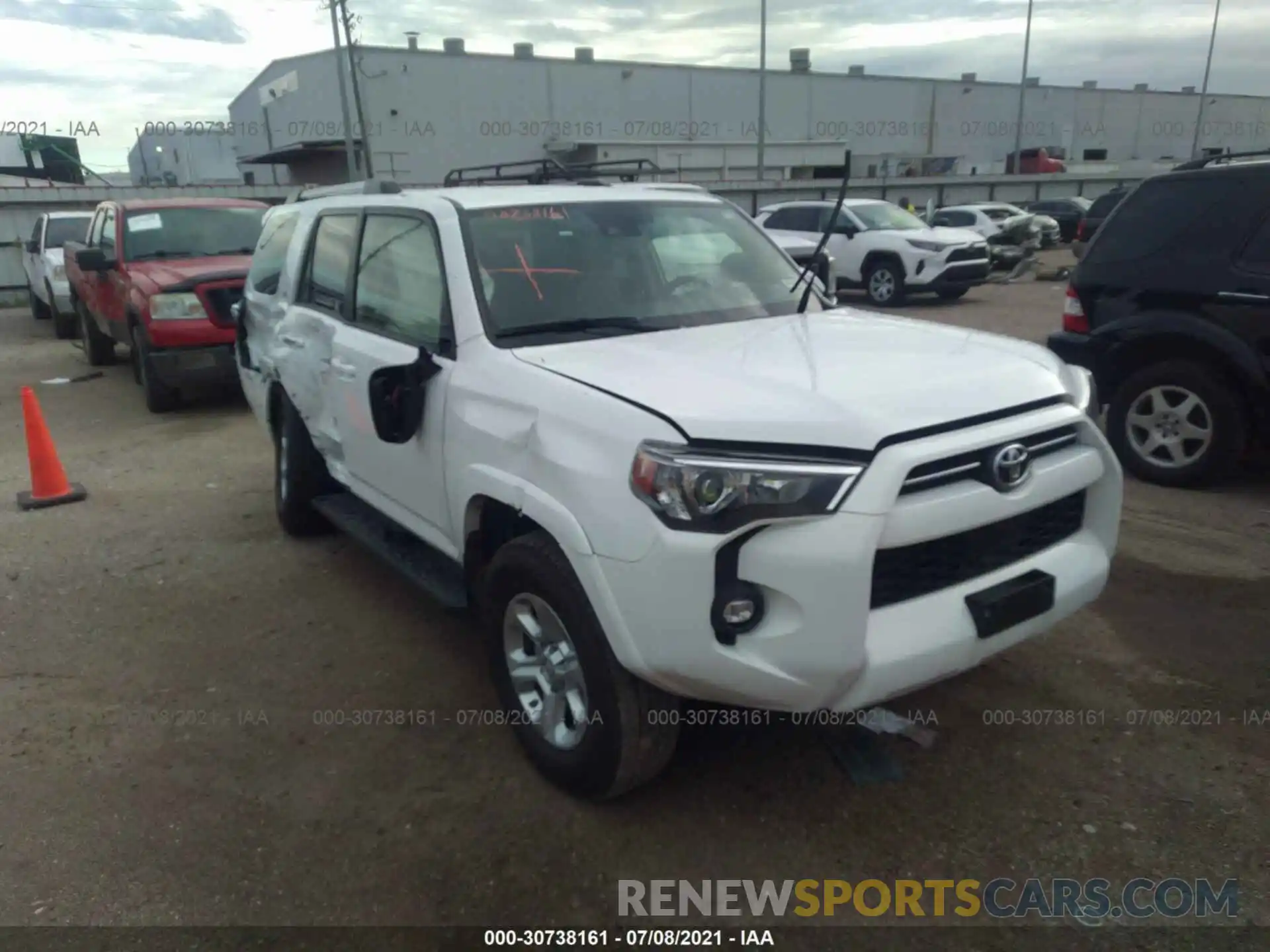 1 Photograph of a damaged car JTEMU5JR9M5900030 TOYOTA 4RUNNER 2021