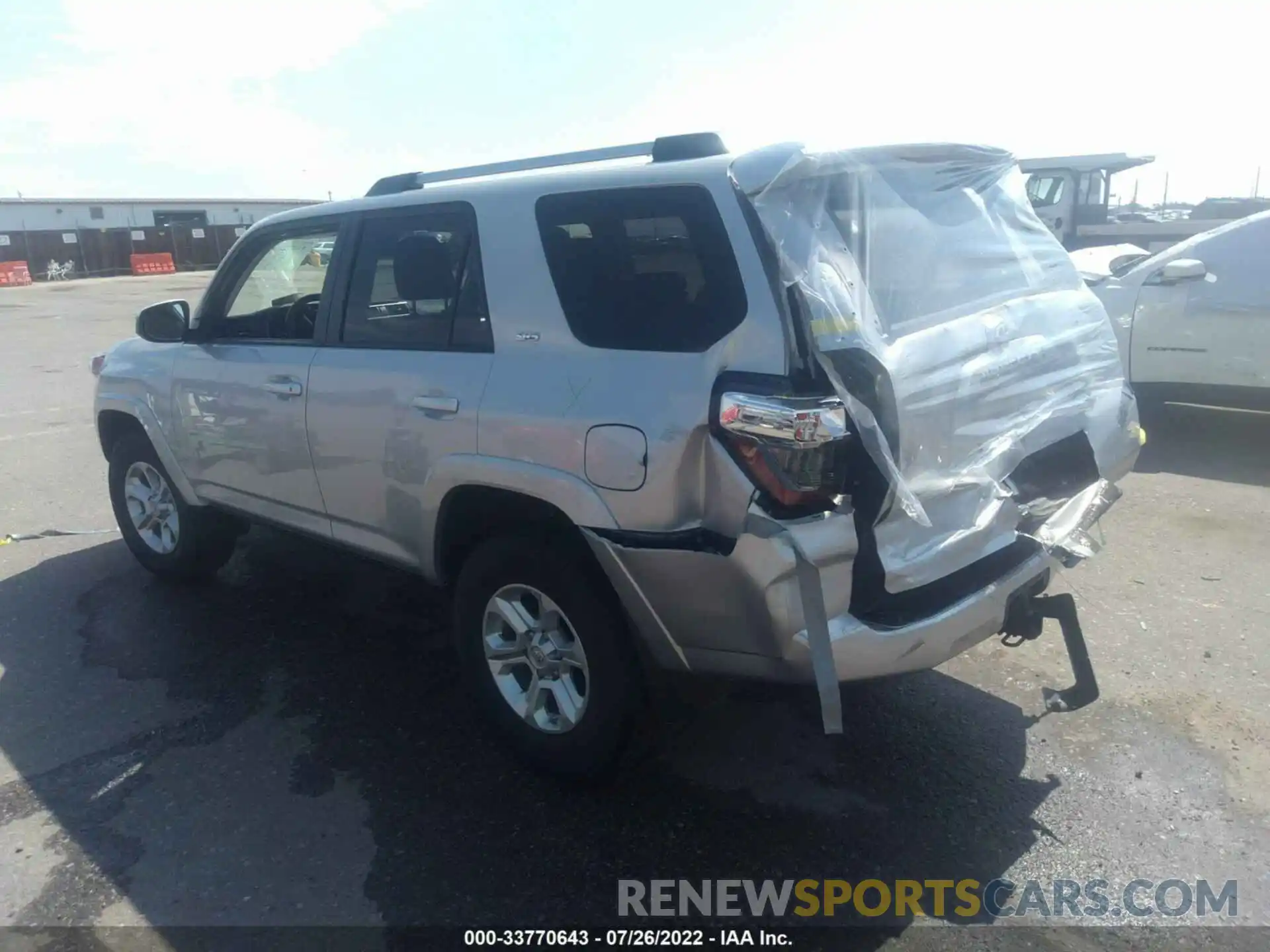 3 Photograph of a damaged car JTEMU5JR9M5907107 TOYOTA 4RUNNER 2021