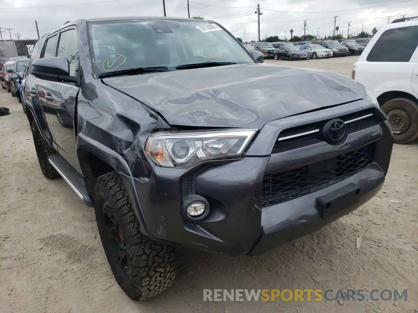 1 Photograph of a damaged car JTEMU5JR9M5910976 TOYOTA 4RUNNER 2021