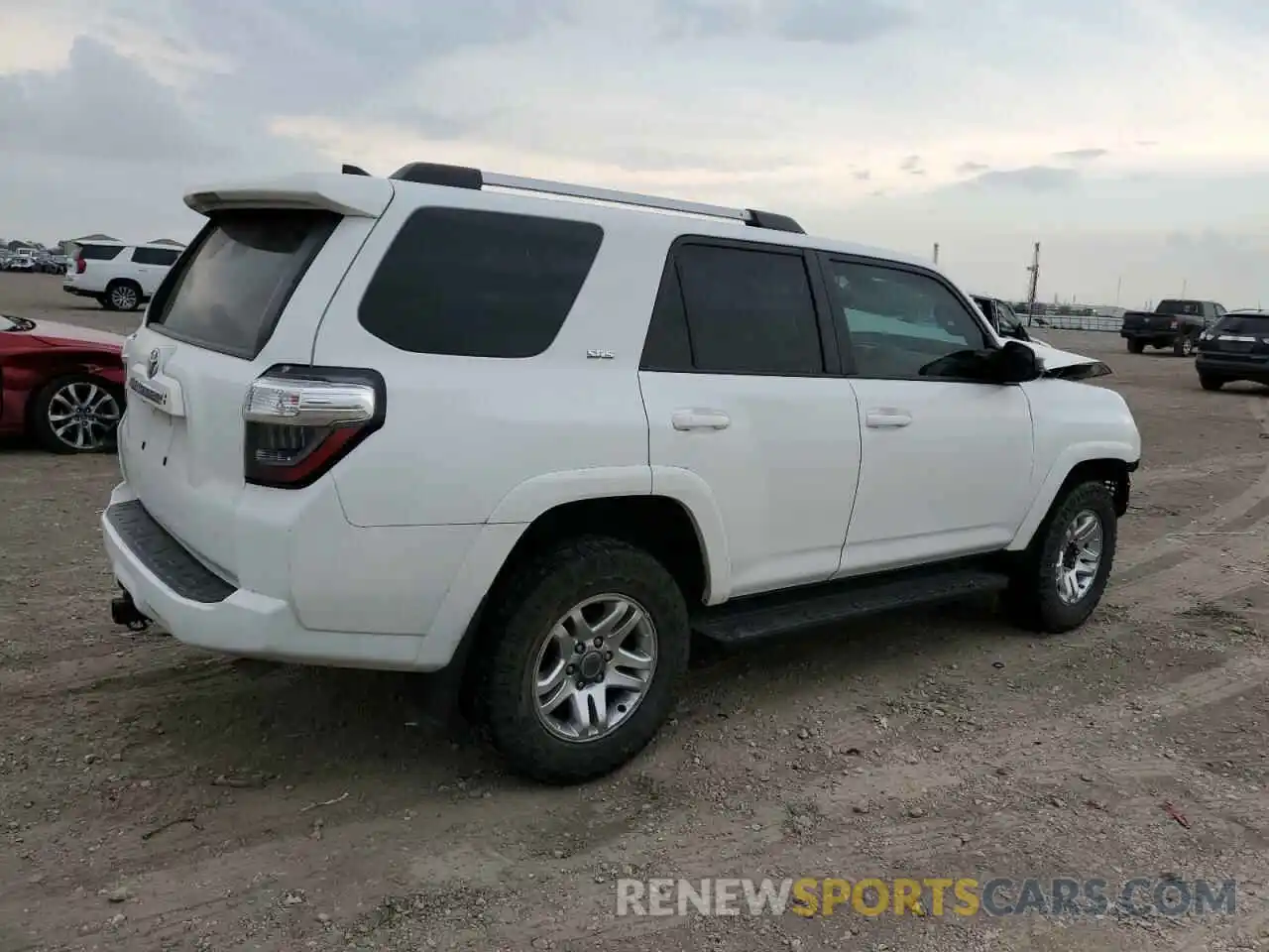 3 Фотография поврежденного автомобиля JTEMU5JR9M5911769 TOYOTA 4RUNNER 2021