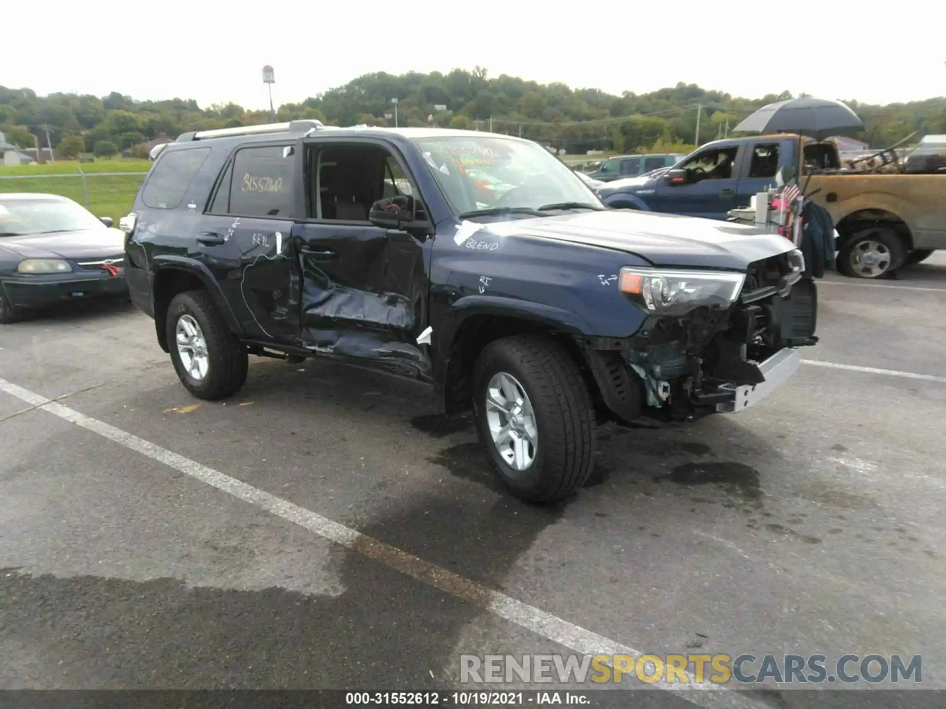 1 Photograph of a damaged car JTEMU5JR9M5930385 TOYOTA 4RUNNER 2021