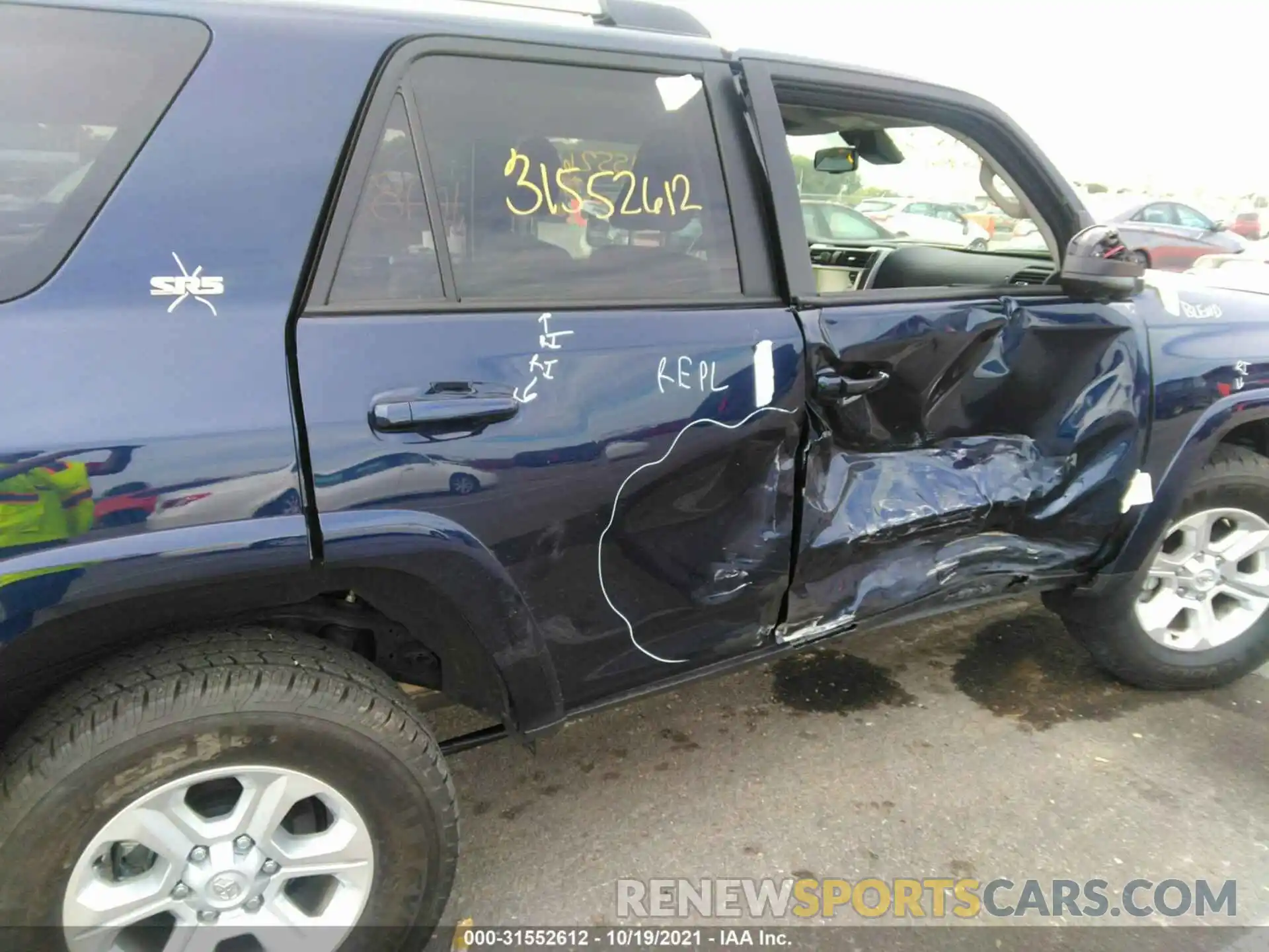 6 Photograph of a damaged car JTEMU5JR9M5930385 TOYOTA 4RUNNER 2021