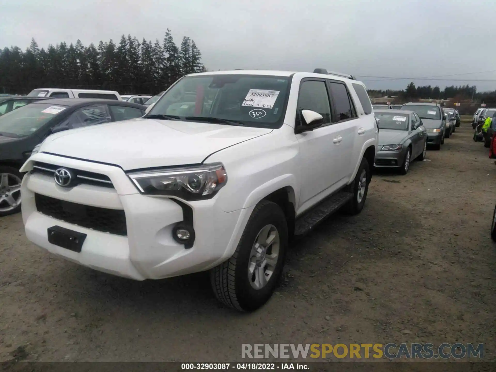 2 Photograph of a damaged car JTEMU5JR9M5941743 TOYOTA 4RUNNER 2021