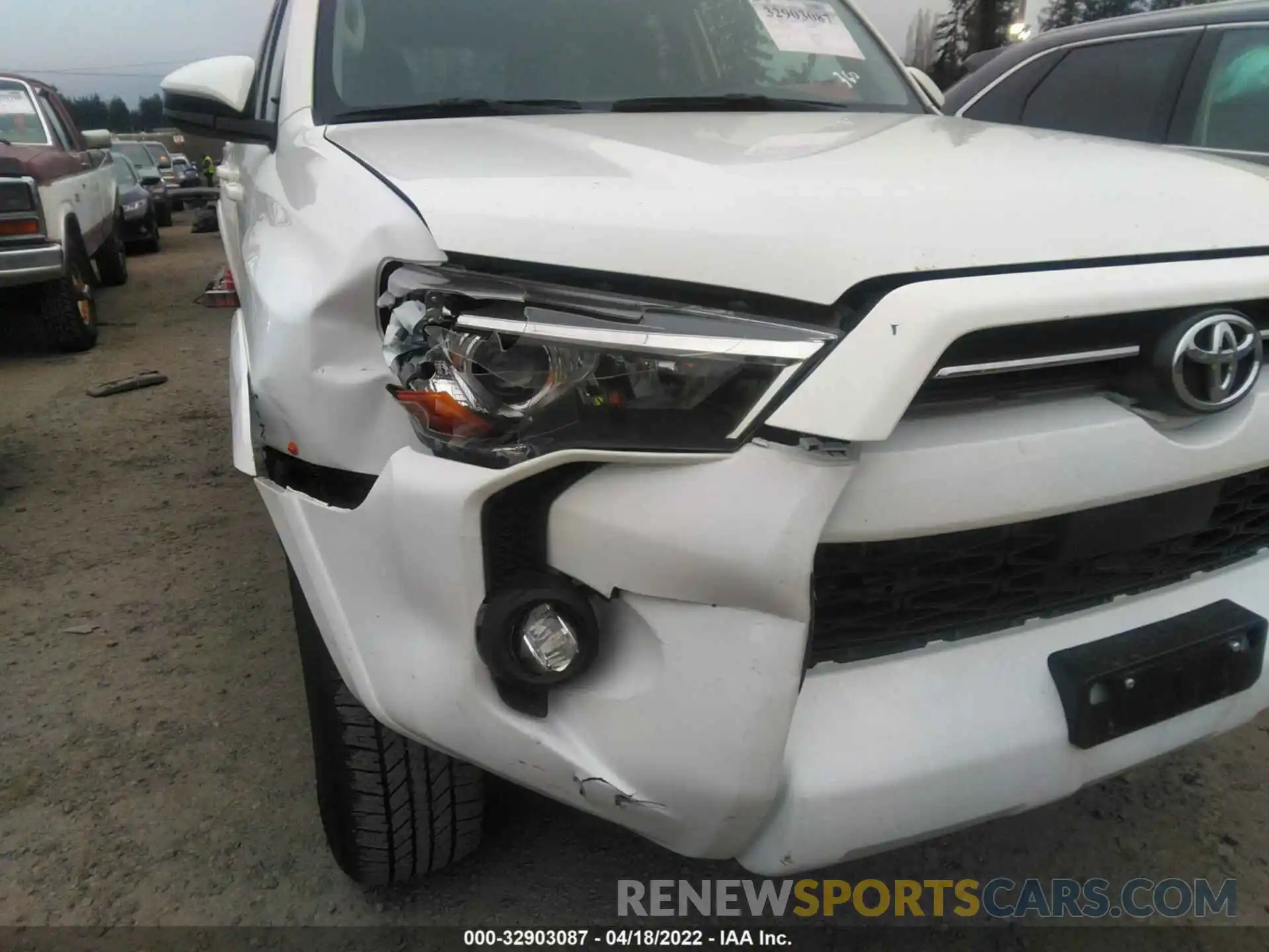 6 Photograph of a damaged car JTEMU5JR9M5941743 TOYOTA 4RUNNER 2021