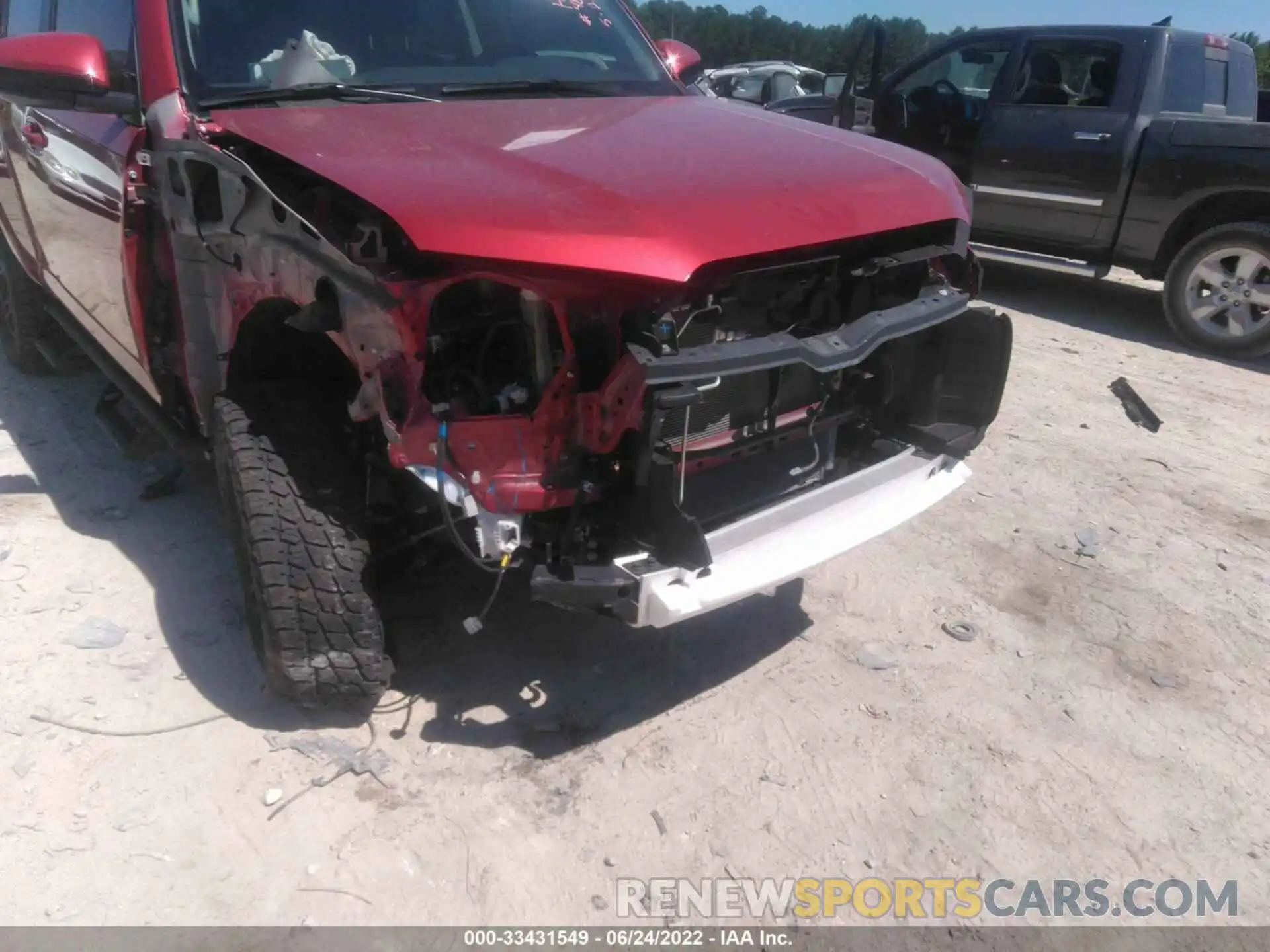 6 Photograph of a damaged car JTEMU5JRXM5862565 TOYOTA 4RUNNER 2021