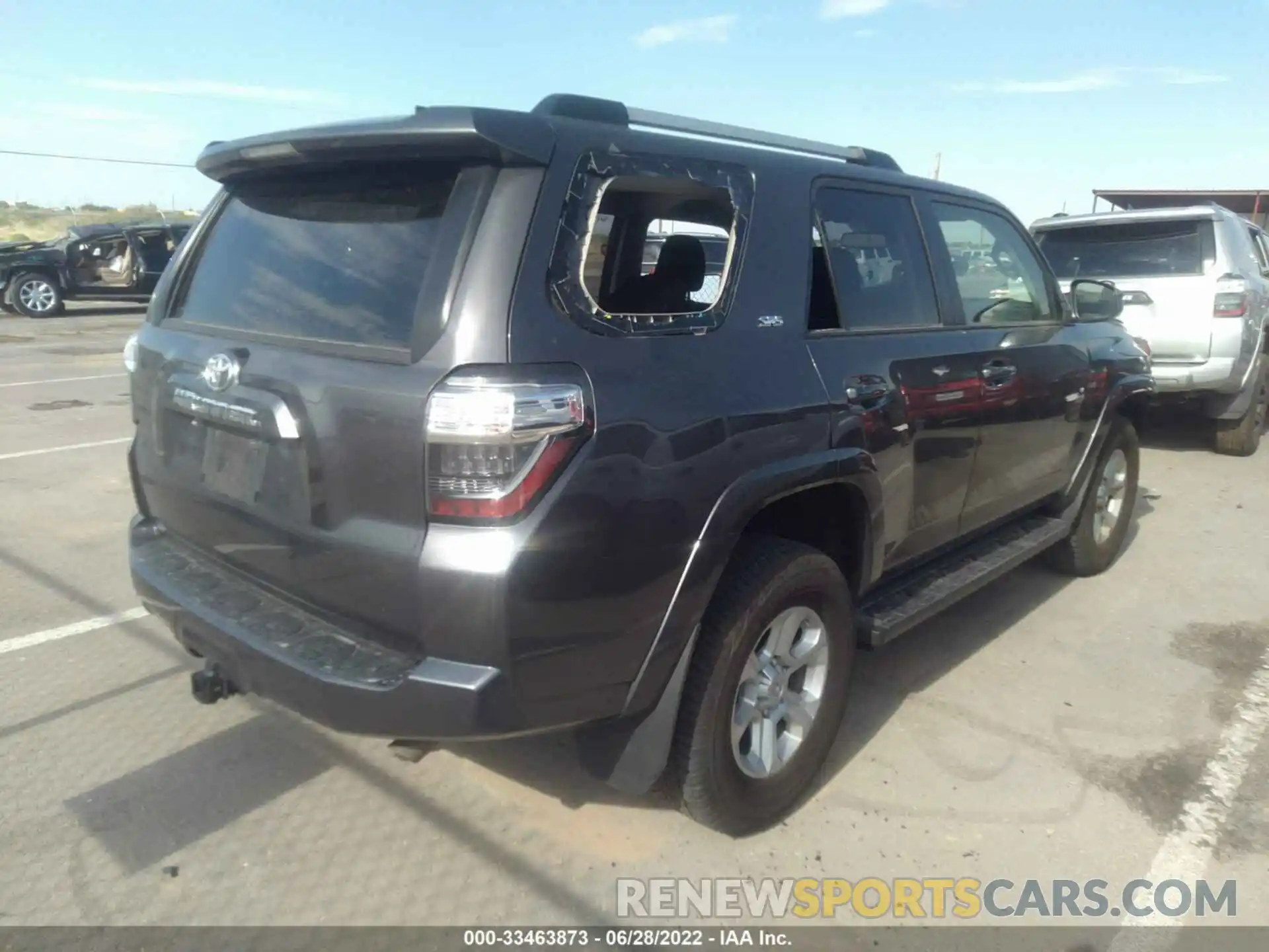 4 Фотография поврежденного автомобиля JTEMU5JRXM5922733 TOYOTA 4RUNNER 2021