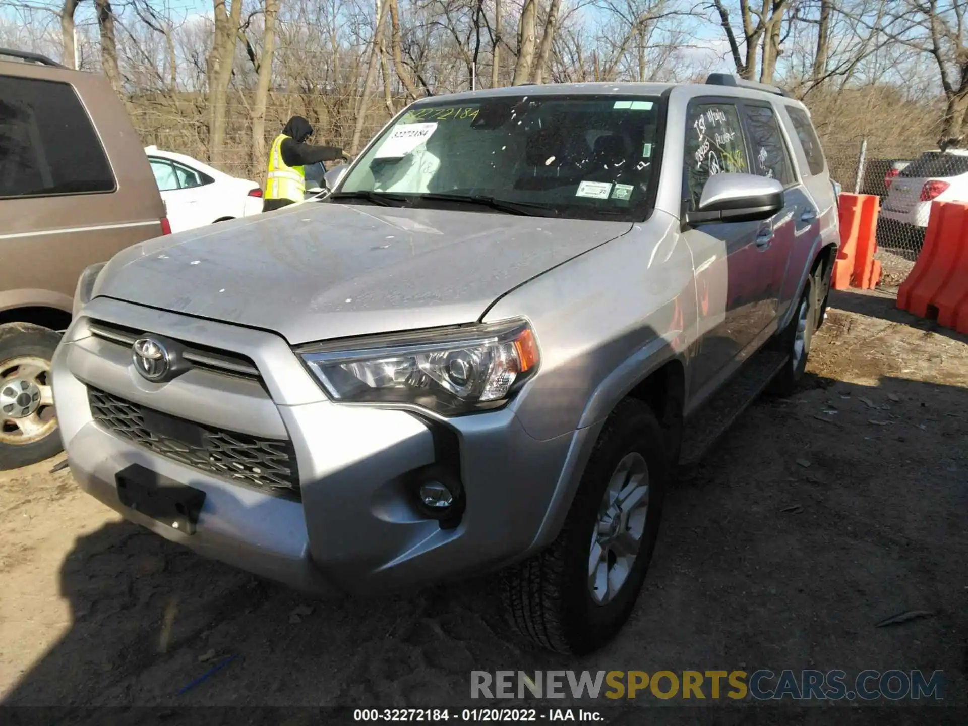 2 Photograph of a damaged car JTEMU5JRXM5941234 TOYOTA 4RUNNER 2021