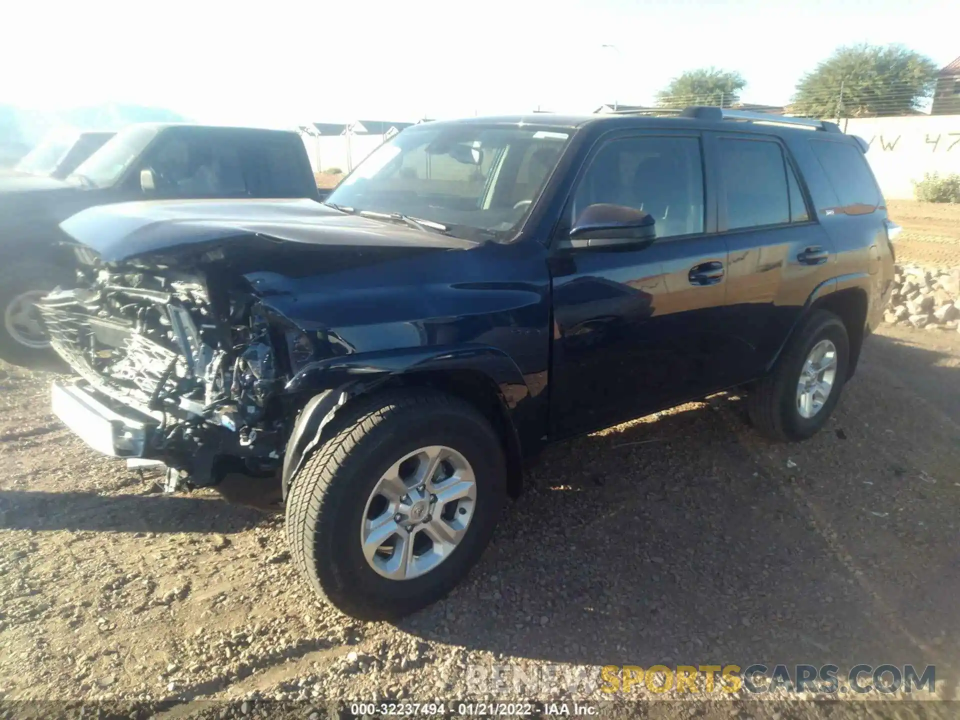 2 Photograph of a damaged car JTEMU5JRXM5946496 TOYOTA 4RUNNER 2021