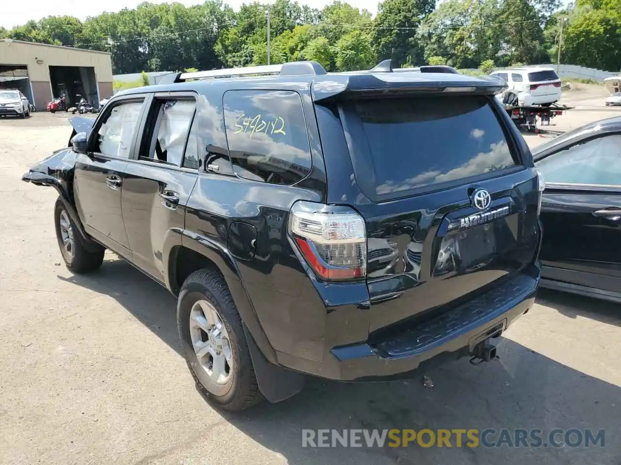 3 Photograph of a damaged car JTEMU5JRXM5952007 TOYOTA 4RUNNER 2021