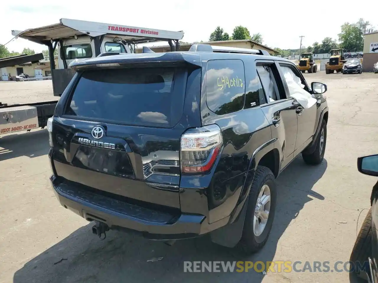 4 Фотография поврежденного автомобиля JTEMU5JRXM5952007 TOYOTA 4RUNNER 2021