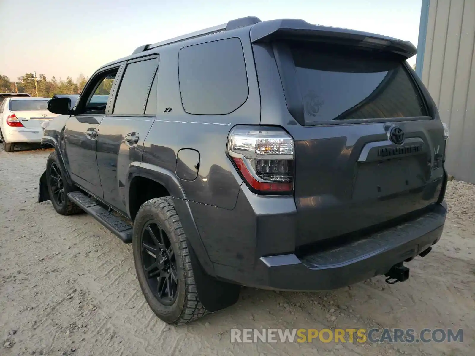 3 Photograph of a damaged car JTENU5JR0M5842264 TOYOTA 4RUNNER 2021