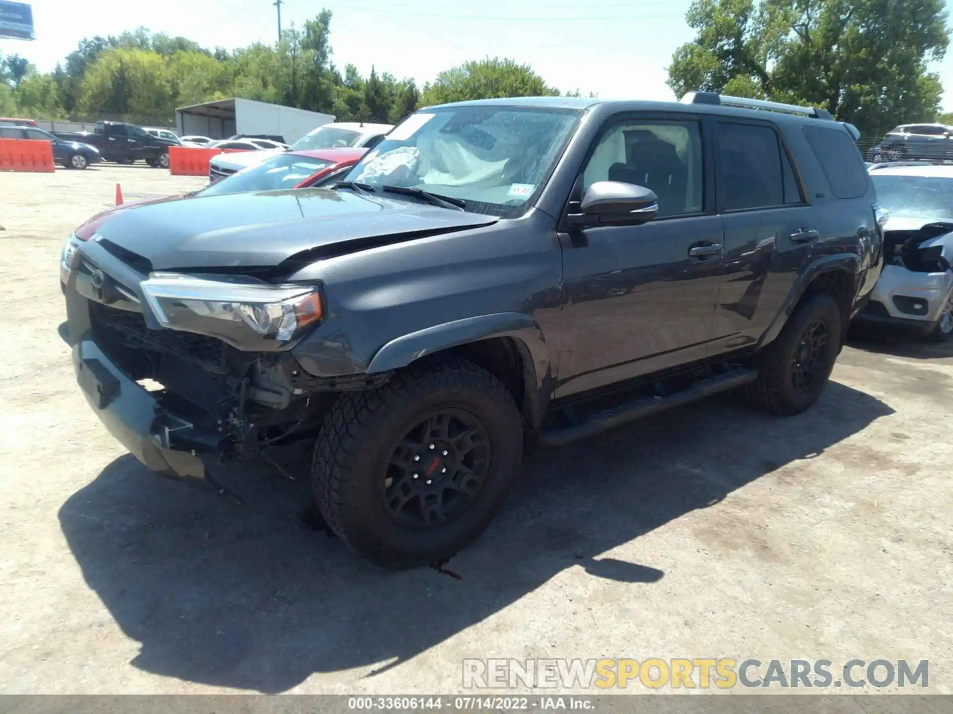 2 Фотография поврежденного автомобиля JTENU5JR0M5871022 TOYOTA 4RUNNER 2021