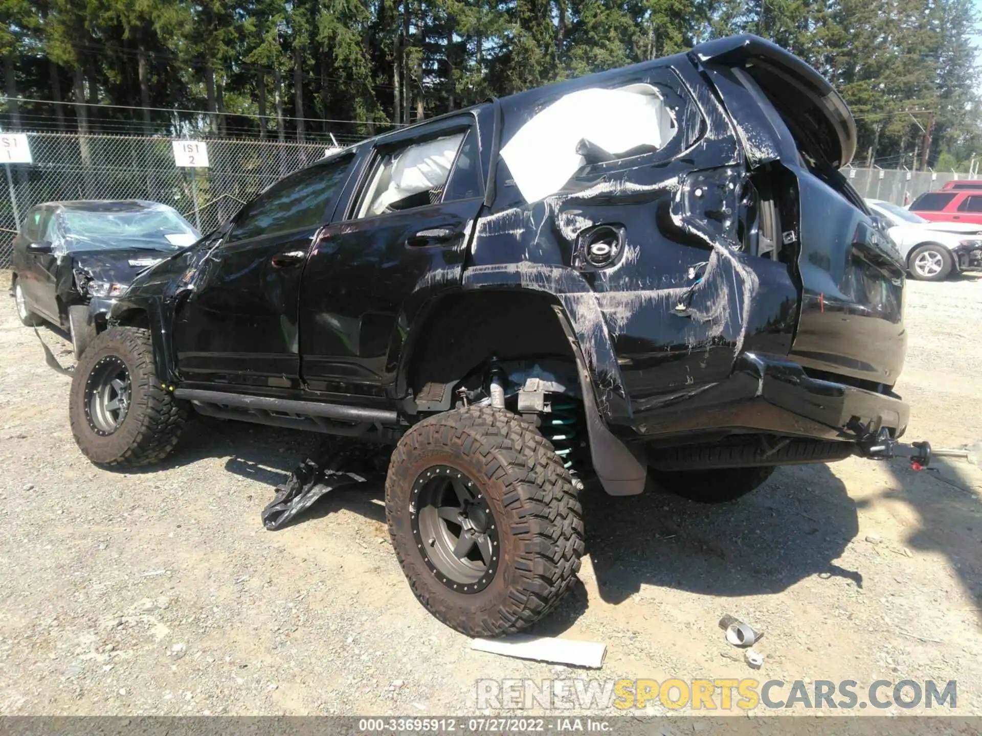 3 Photograph of a damaged car JTENU5JR0M5871117 TOYOTA 4RUNNER 2021