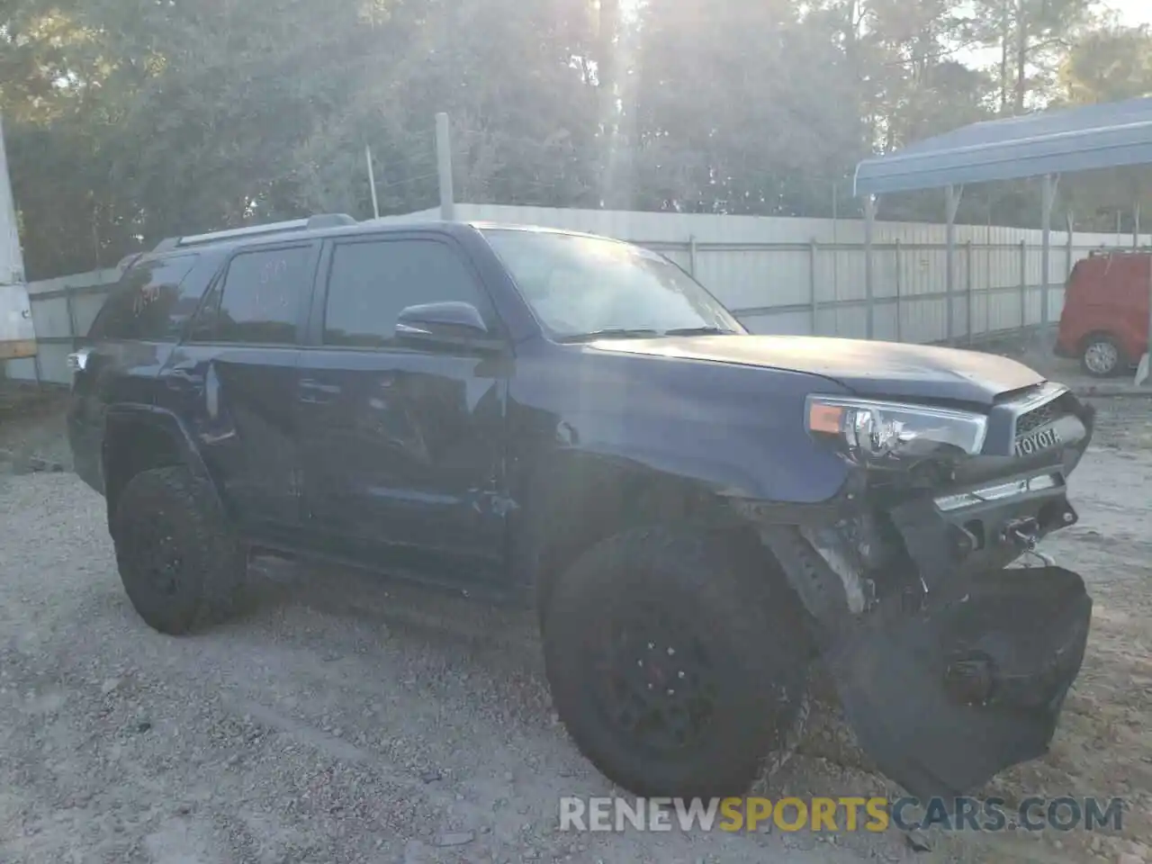 4 Photograph of a damaged car JTENU5JR0M5899158 TOYOTA 4RUNNER 2021