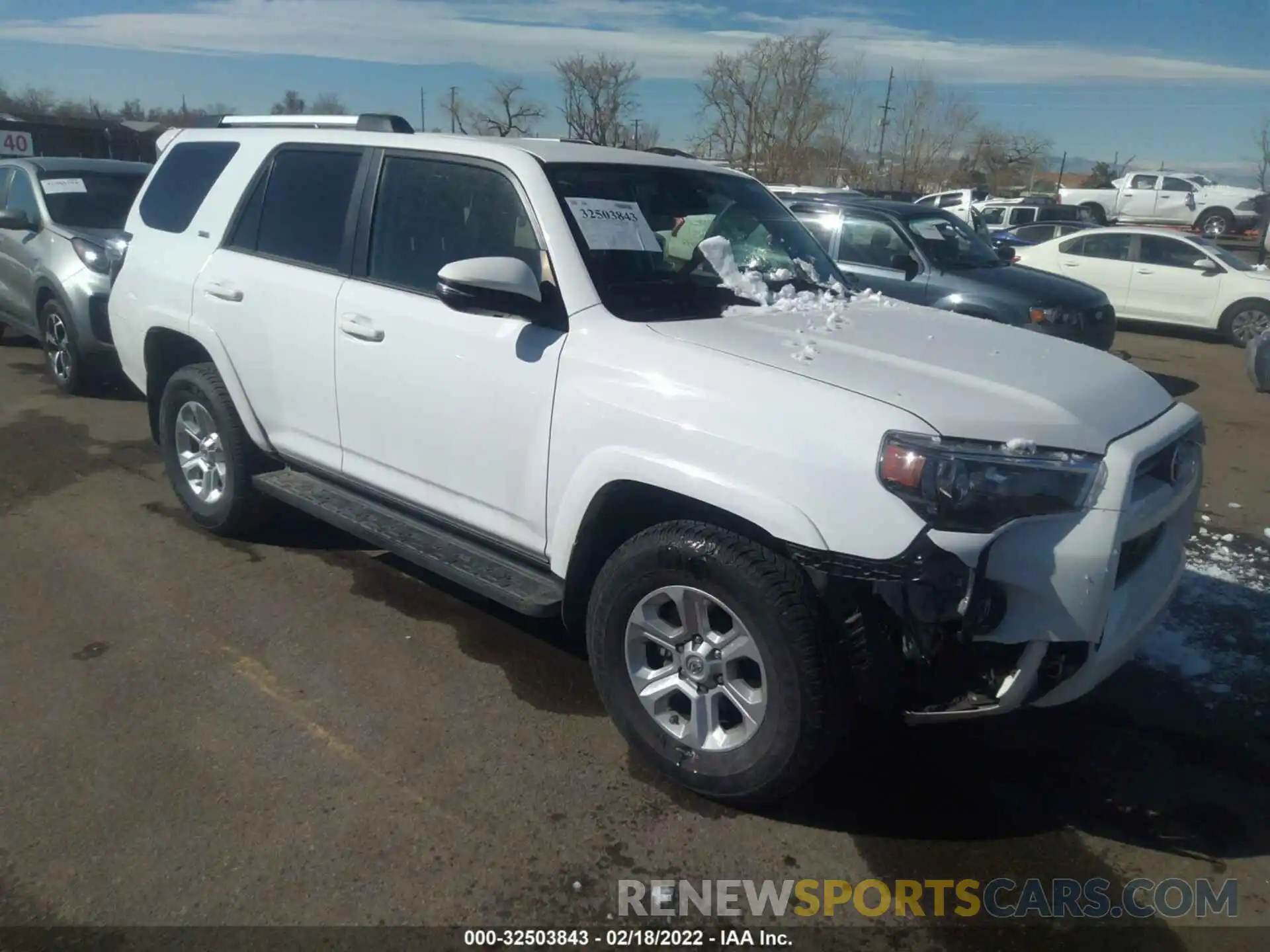 1 Photograph of a damaged car JTENU5JR0M5925533 TOYOTA 4RUNNER 2021