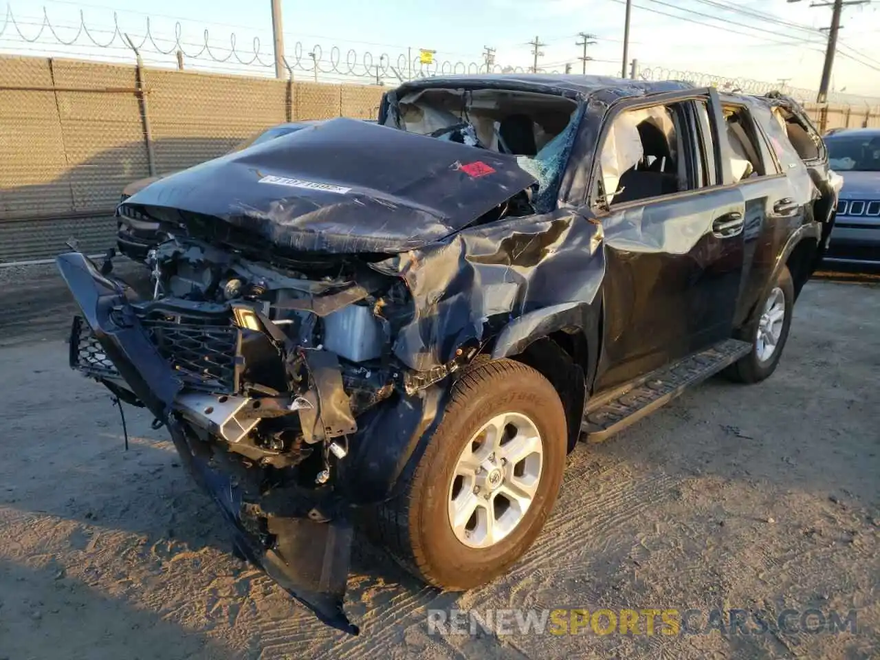 2 Photograph of a damaged car JTENU5JR0M5933227 TOYOTA 4RUNNER 2021