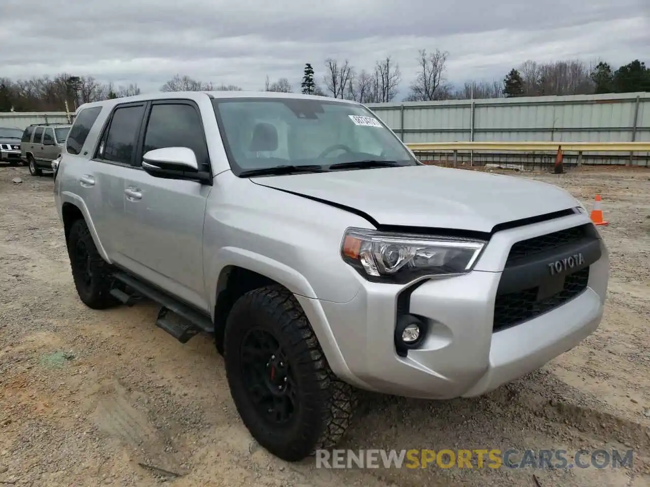 1 Photograph of a damaged car JTENU5JR1M5839289 TOYOTA 4RUNNER 2021