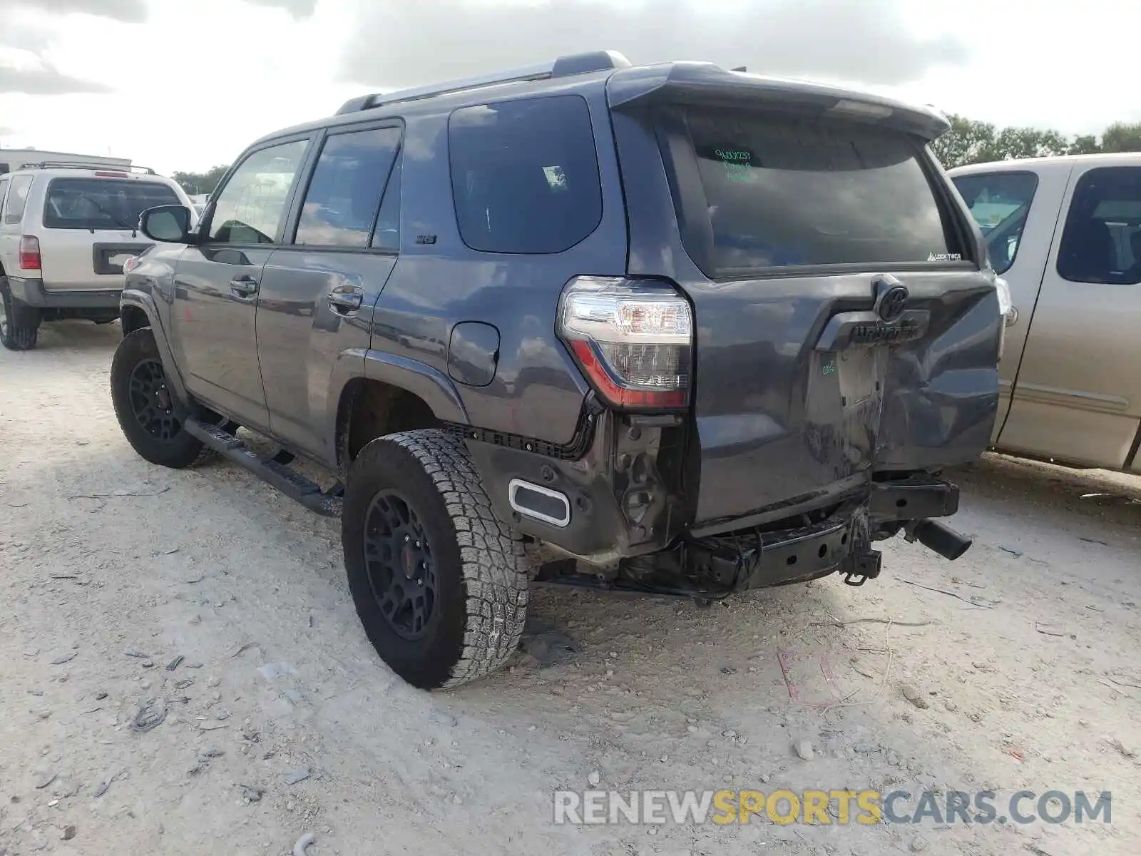 3 Photograph of a damaged car JTENU5JR1M5866427 TOYOTA 4RUNNER 2021