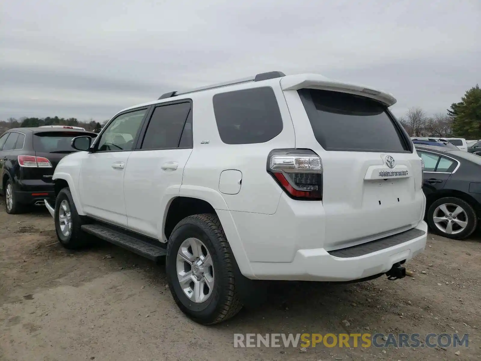 3 Photograph of a damaged car JTENU5JR1M5867299 TOYOTA 4RUNNER 2021