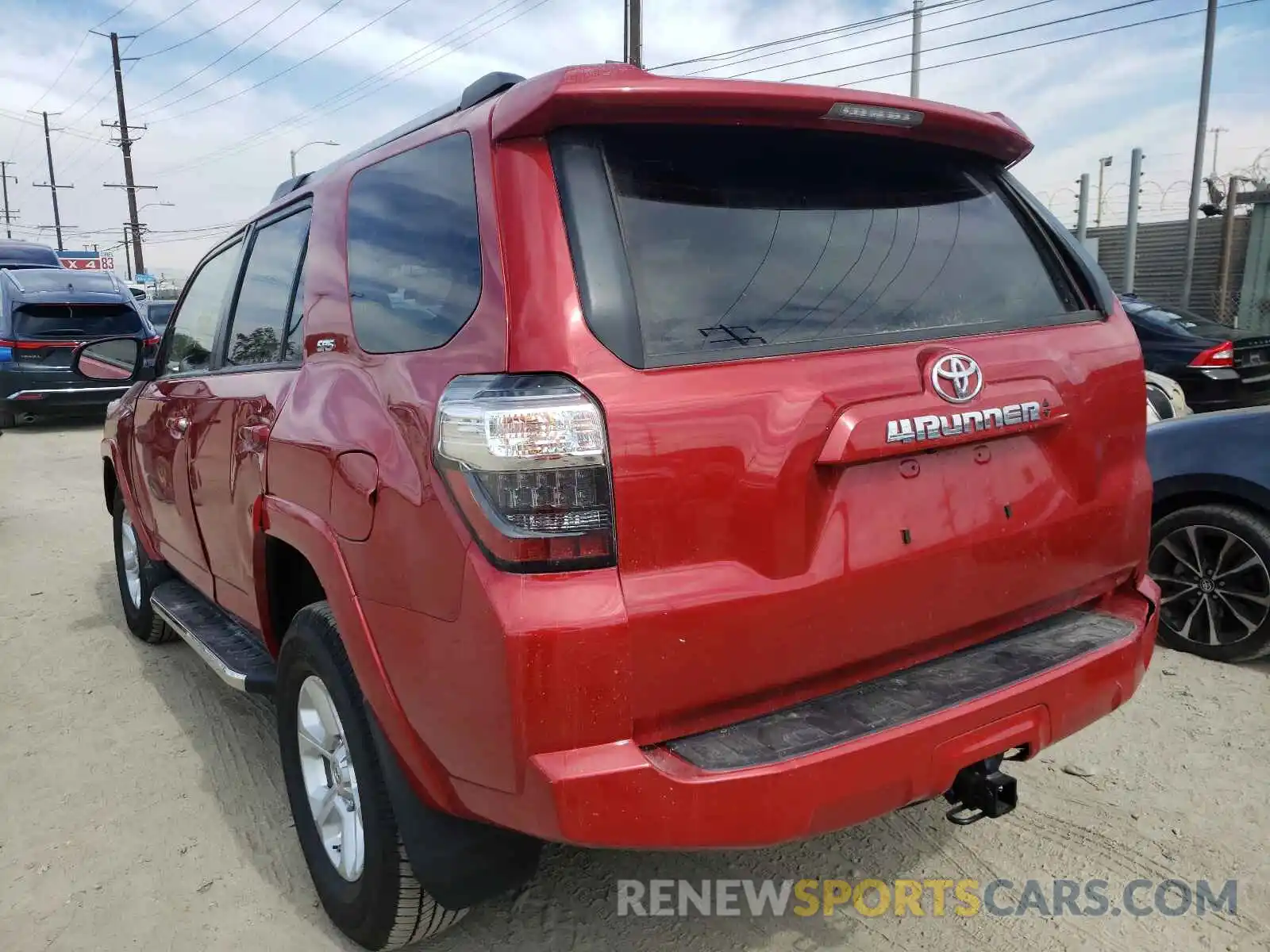 3 Photograph of a damaged car JTENU5JR1M5903931 TOYOTA 4RUNNER 2021