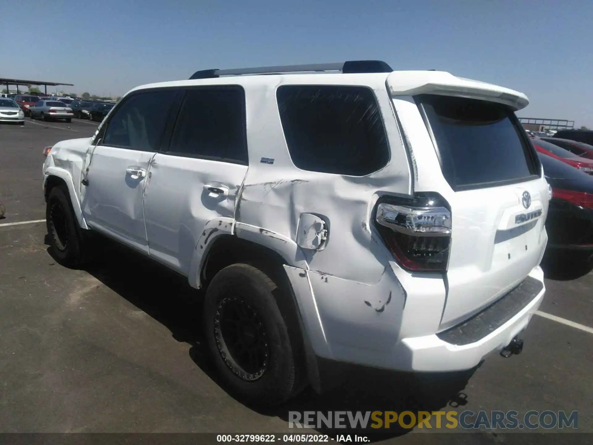 3 Photograph of a damaged car JTENU5JR1M5907543 TOYOTA 4RUNNER 2021