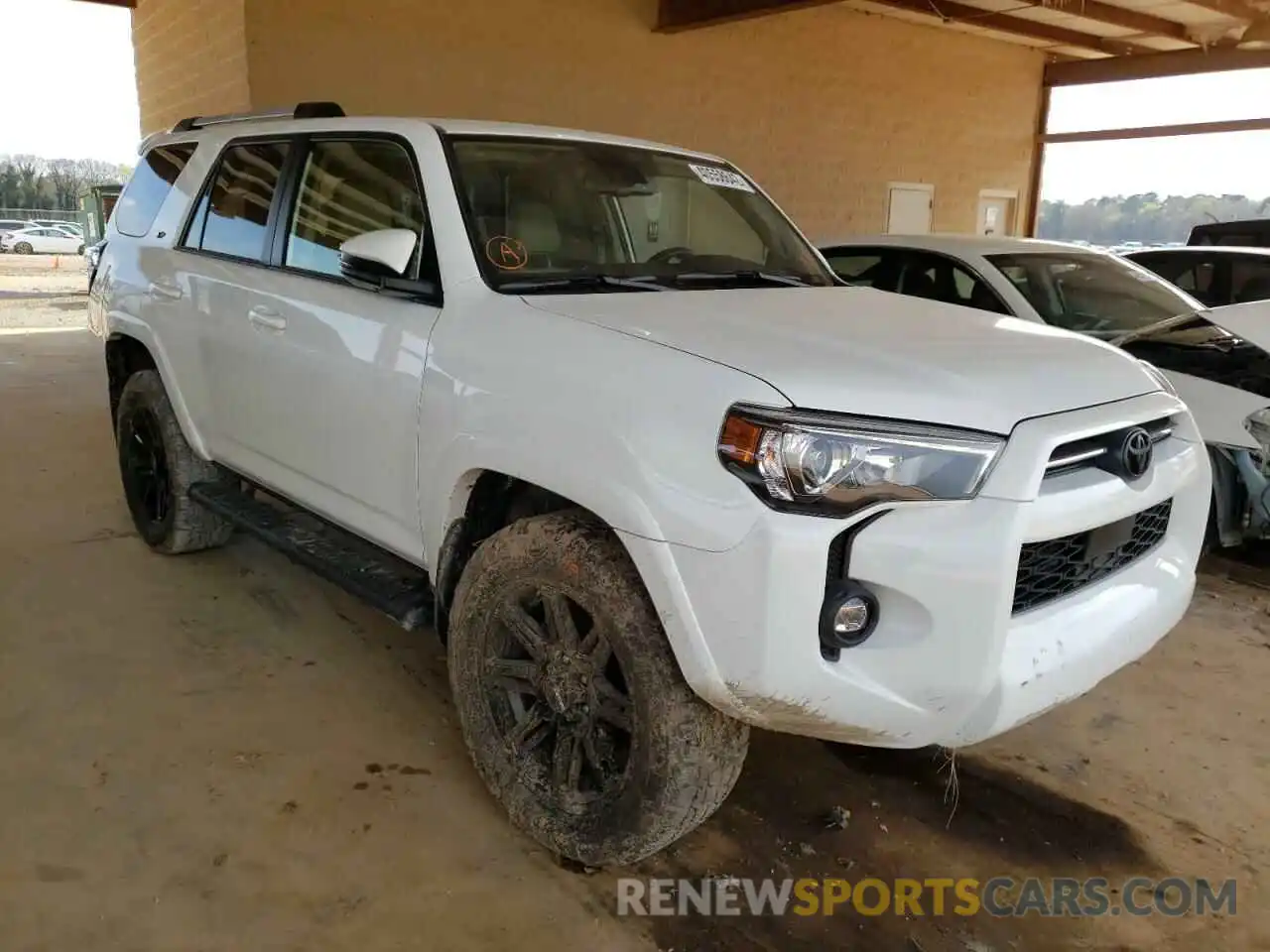 1 Фотография поврежденного автомобиля JTENU5JR1M5913164 TOYOTA 4RUNNER 2021