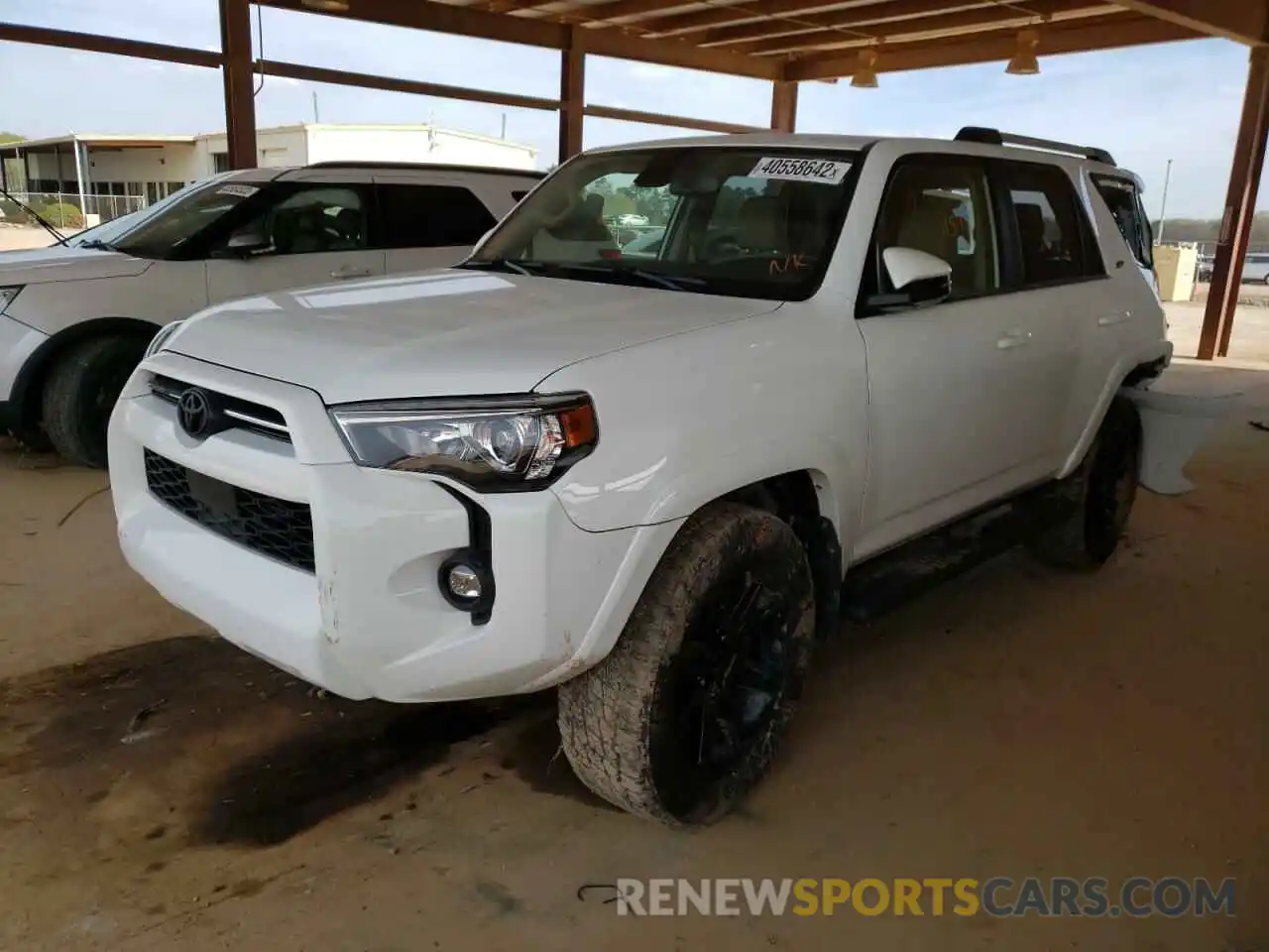 2 Photograph of a damaged car JTENU5JR1M5913164 TOYOTA 4RUNNER 2021