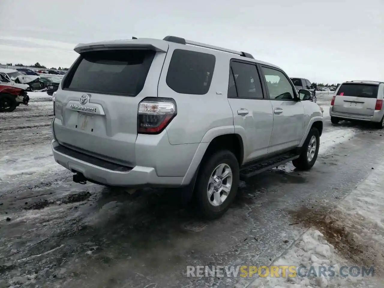 4 Photograph of a damaged car JTENU5JR1M5930918 TOYOTA 4RUNNER 2021