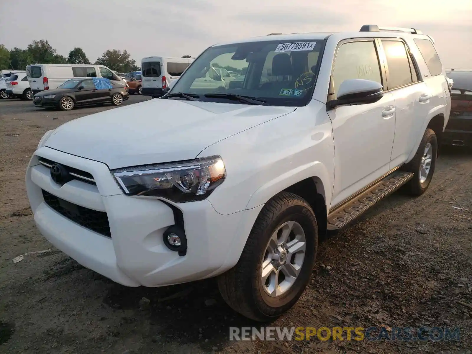 2 Photograph of a damaged car JTENU5JR2M5891580 TOYOTA 4RUNNER 2021