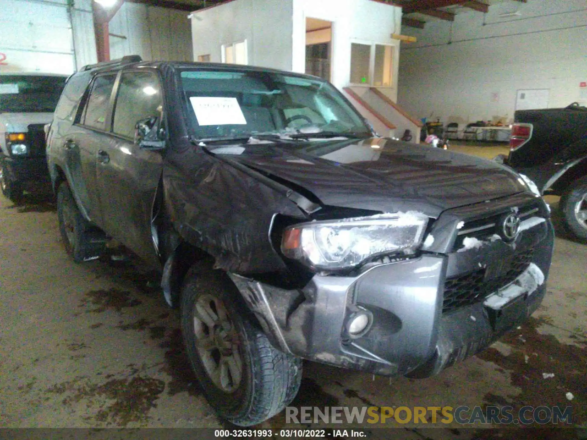 1 Photograph of a damaged car JTENU5JR2M5901315 TOYOTA 4RUNNER 2021