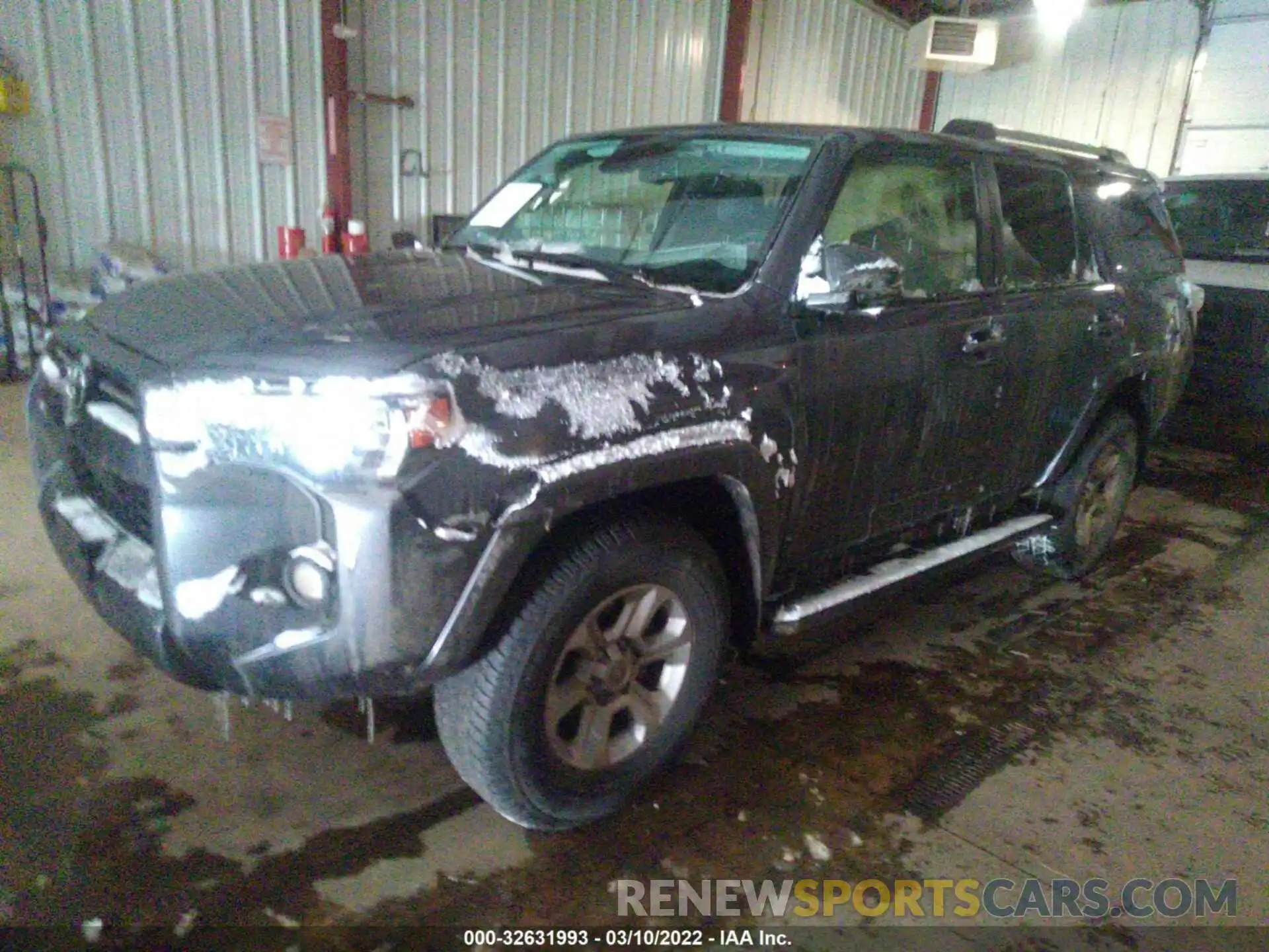 2 Photograph of a damaged car JTENU5JR2M5901315 TOYOTA 4RUNNER 2021