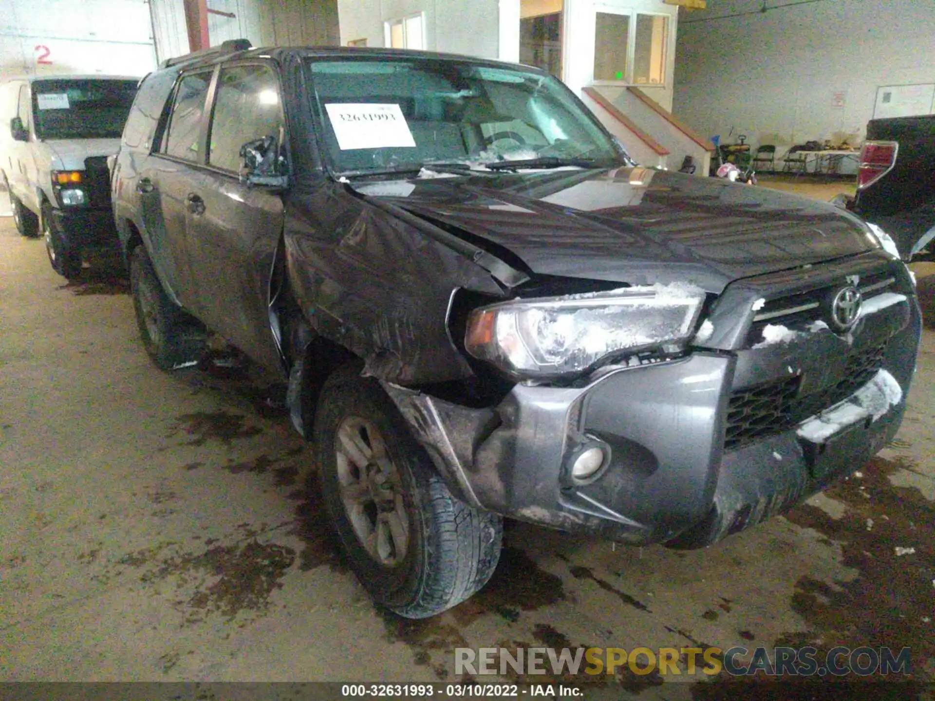 6 Photograph of a damaged car JTENU5JR2M5901315 TOYOTA 4RUNNER 2021