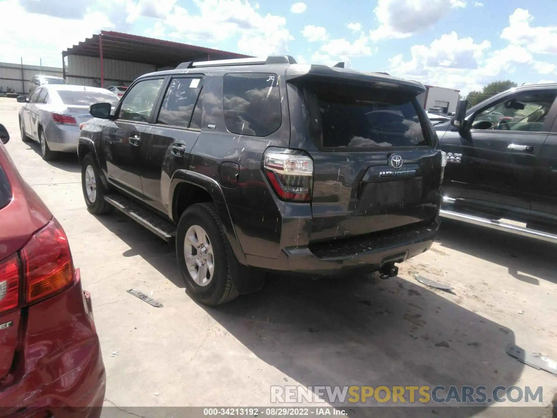 3 Photograph of a damaged car JTENU5JR2M5907311 TOYOTA 4RUNNER 2021