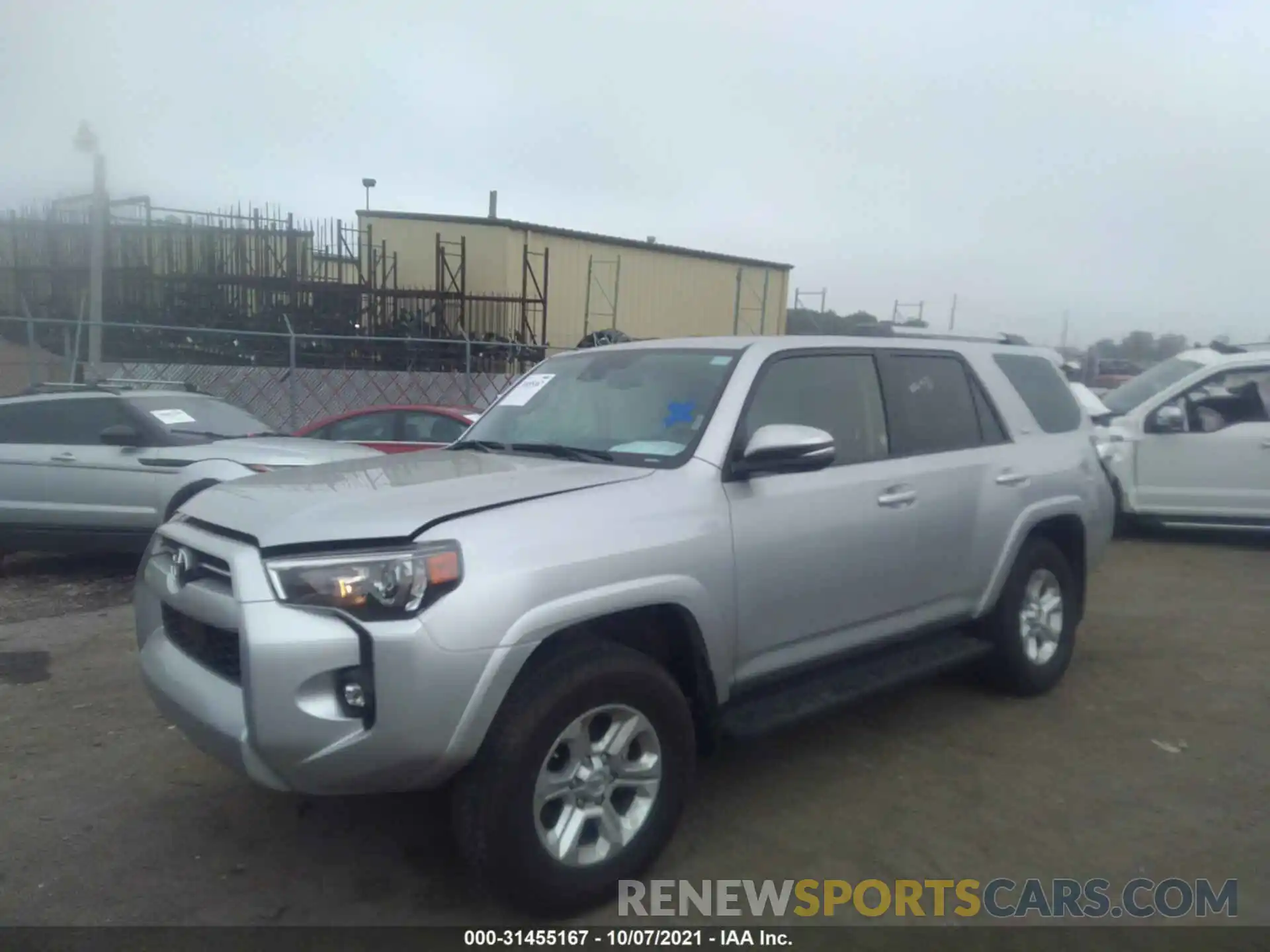 2 Photograph of a damaged car JTENU5JR2M5909043 TOYOTA 4RUNNER 2021