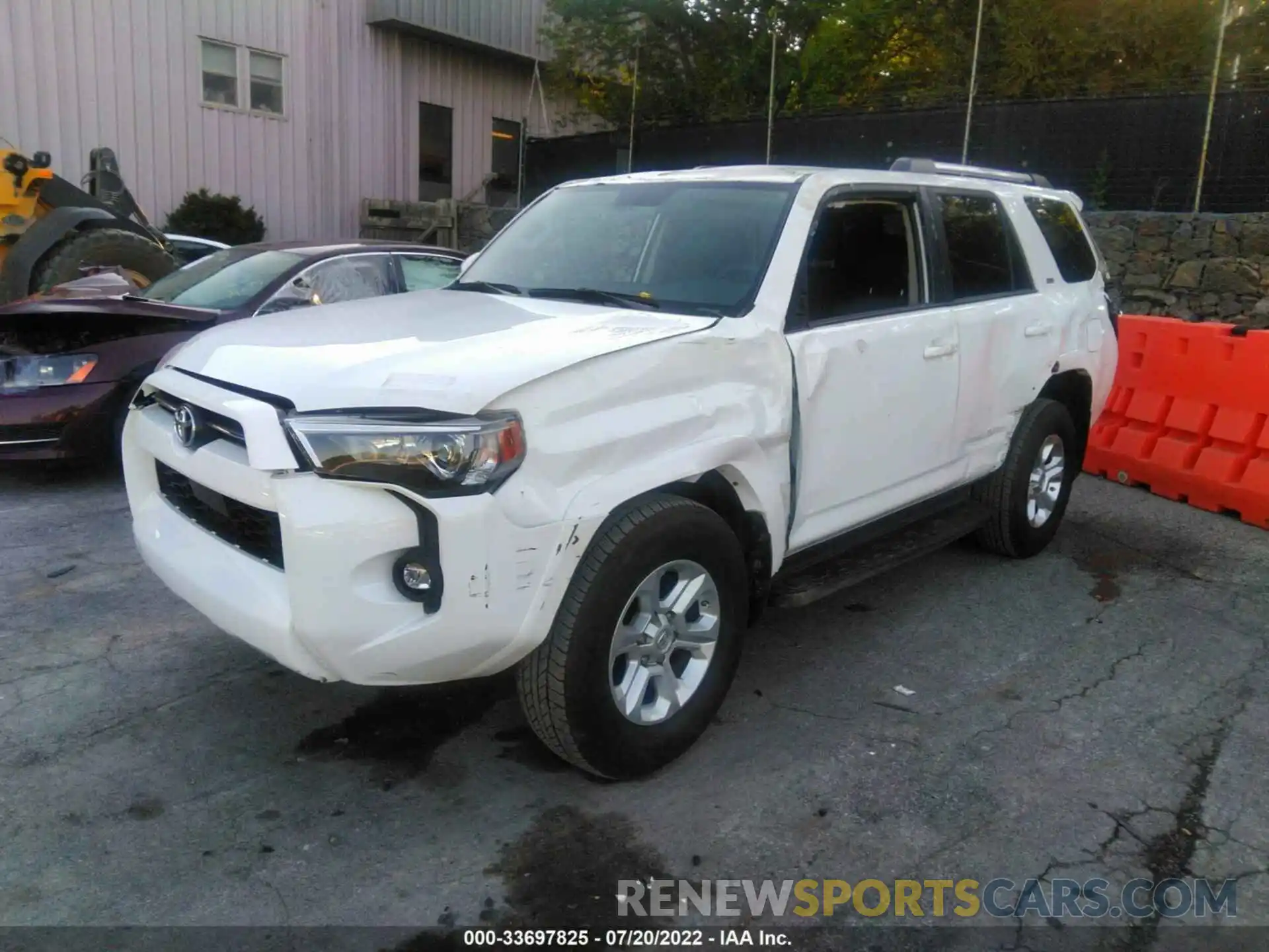 2 Photograph of a damaged car JTENU5JR2M5929227 TOYOTA 4RUNNER 2021