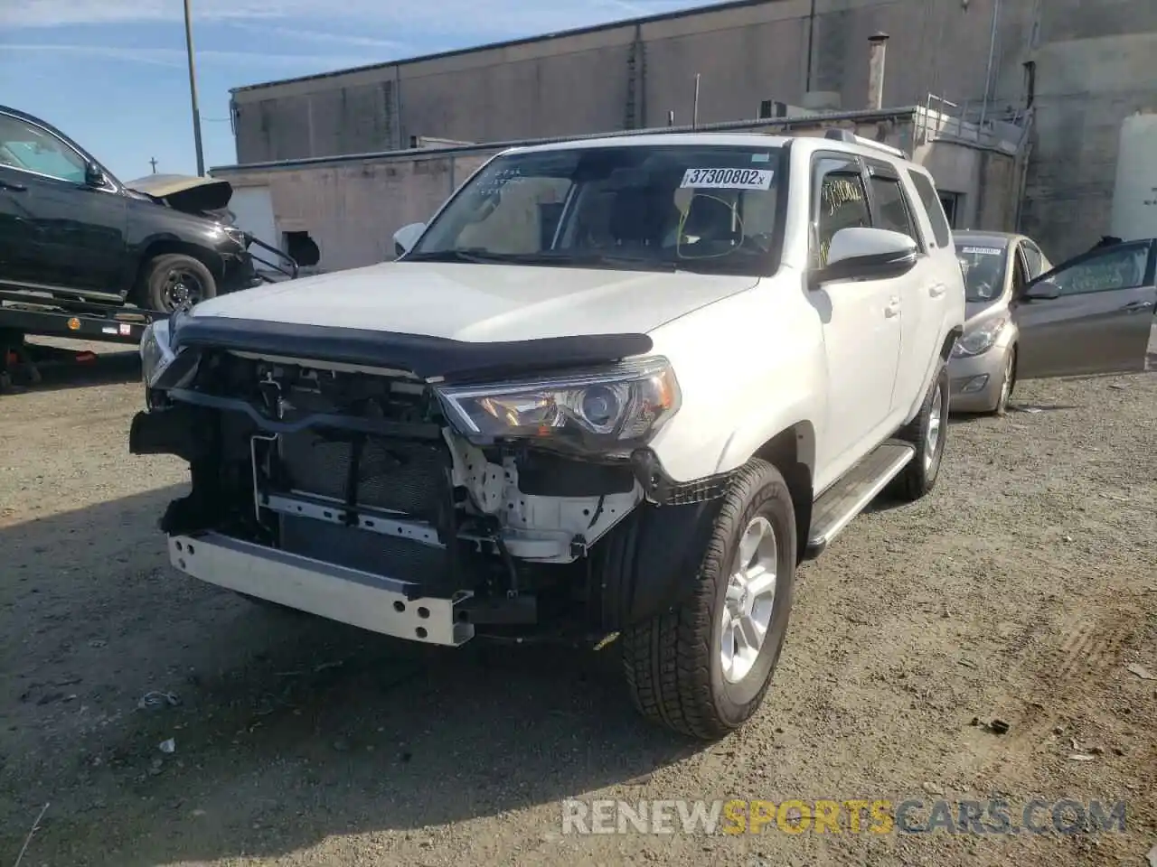 2 Photograph of a damaged car JTENU5JR2M5953477 TOYOTA 4RUNNER 2021