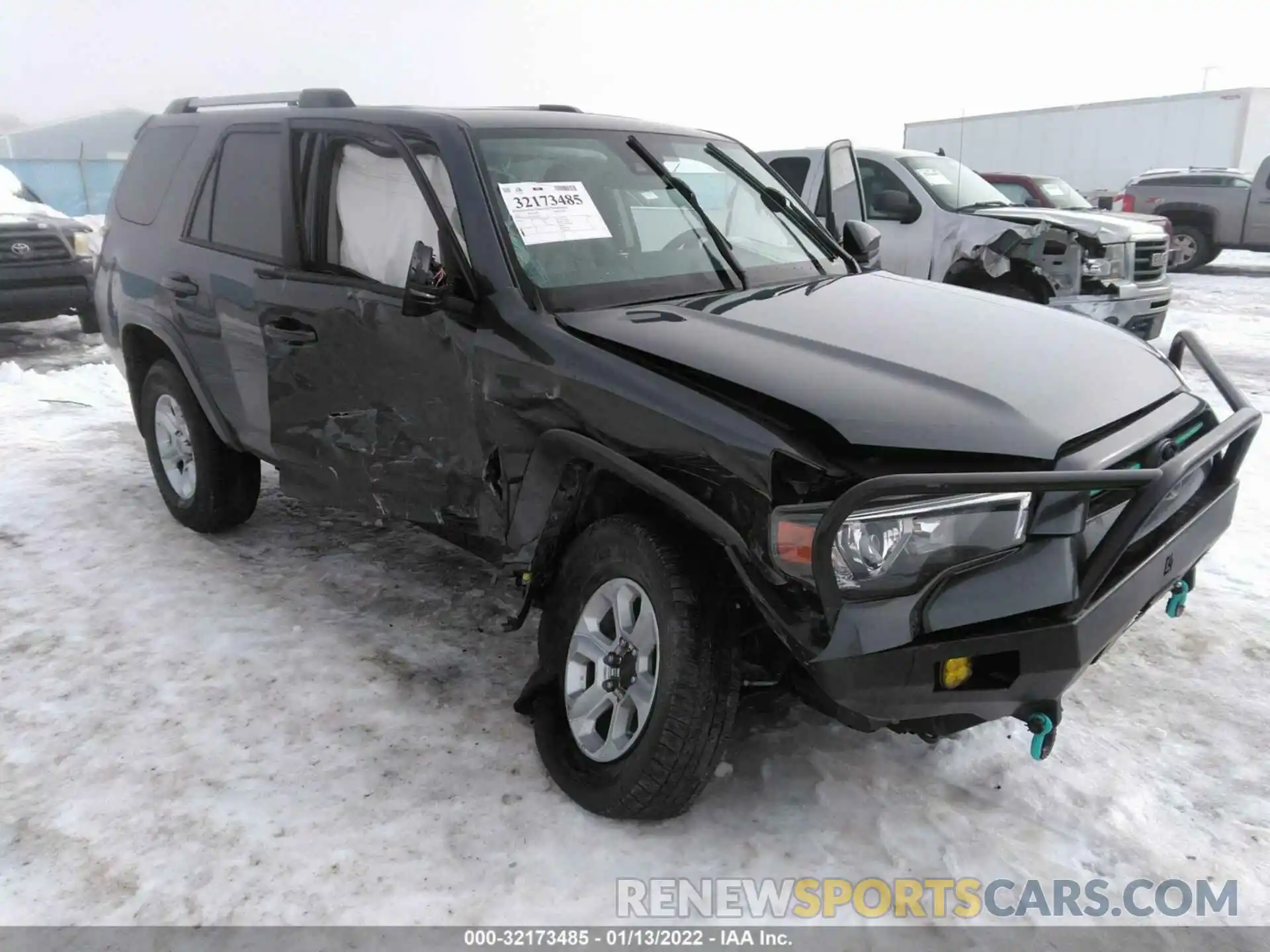 1 Photograph of a damaged car JTENU5JR3M5856434 TOYOTA 4RUNNER 2021