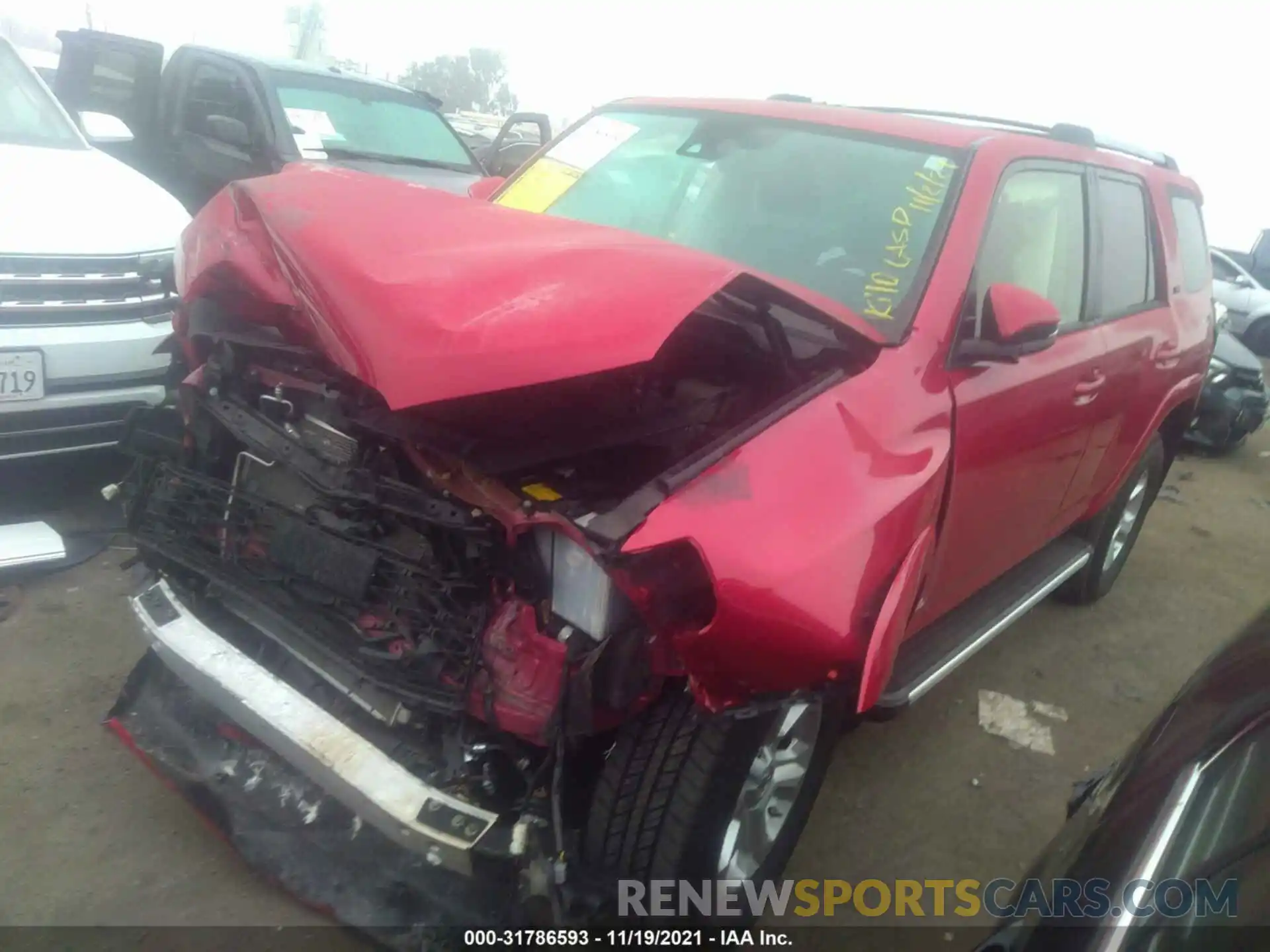 2 Photograph of a damaged car JTENU5JR3M5866980 TOYOTA 4RUNNER 2021