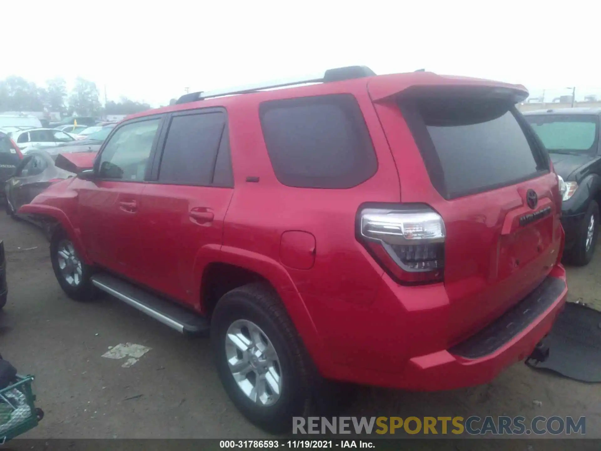 3 Photograph of a damaged car JTENU5JR3M5866980 TOYOTA 4RUNNER 2021