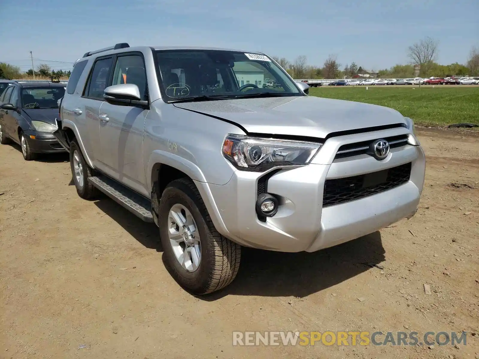 1 Photograph of a damaged car JTENU5JR3M5874870 TOYOTA 4RUNNER 2021