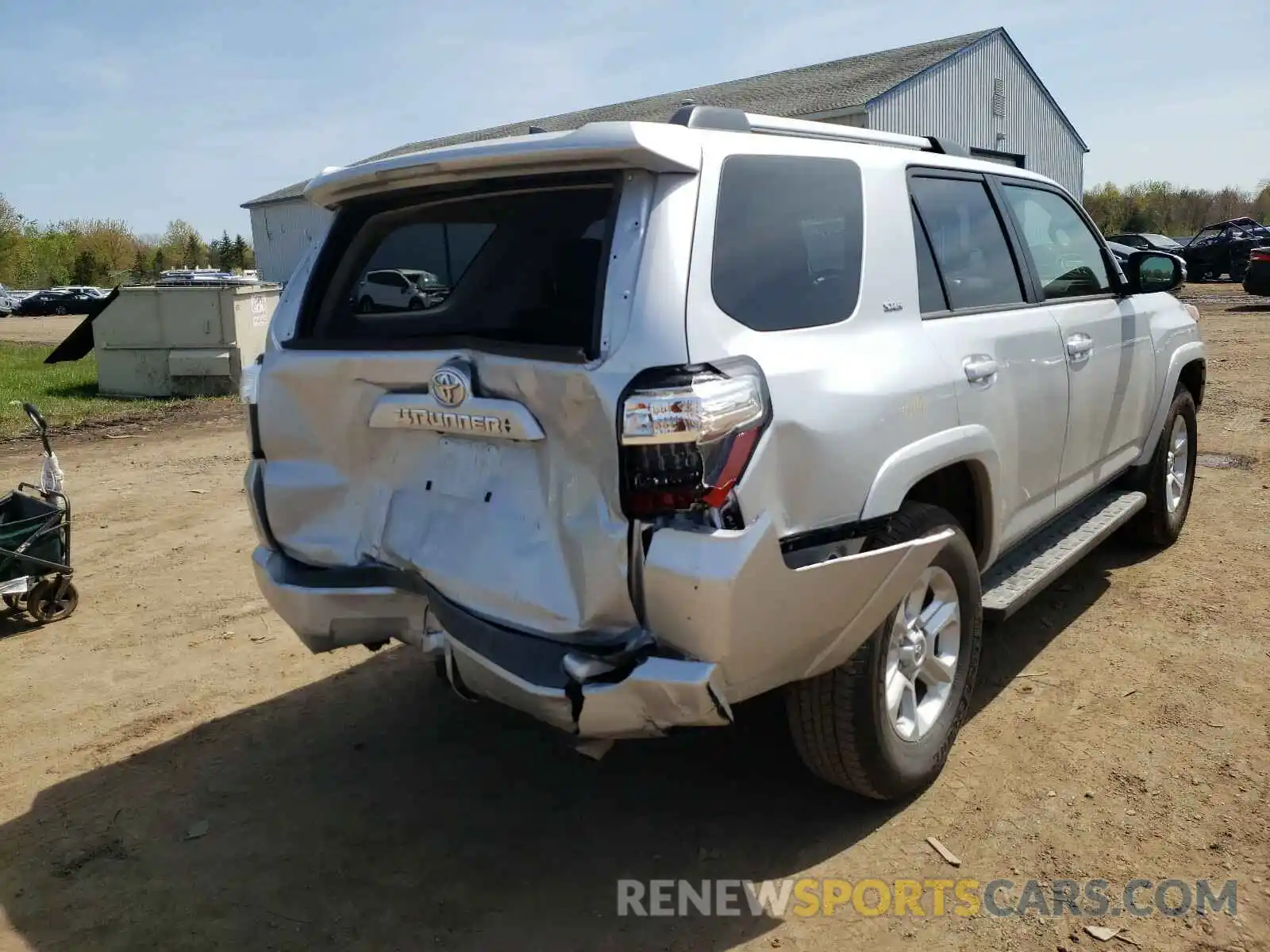 4 Photograph of a damaged car JTENU5JR3M5874870 TOYOTA 4RUNNER 2021