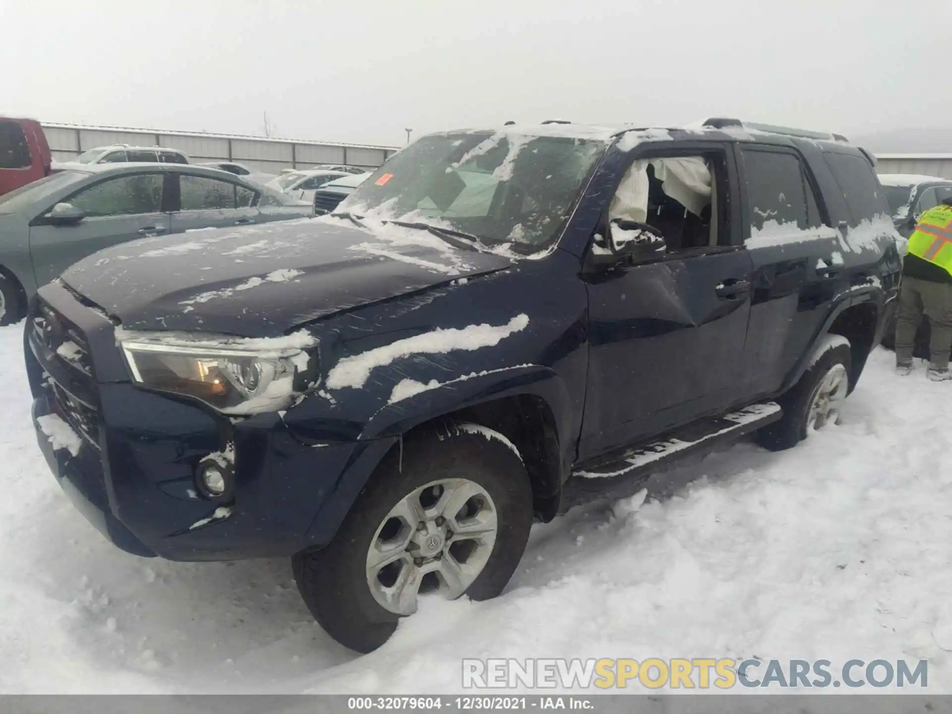 2 Photograph of a damaged car JTENU5JR3M5896643 TOYOTA 4RUNNER 2021